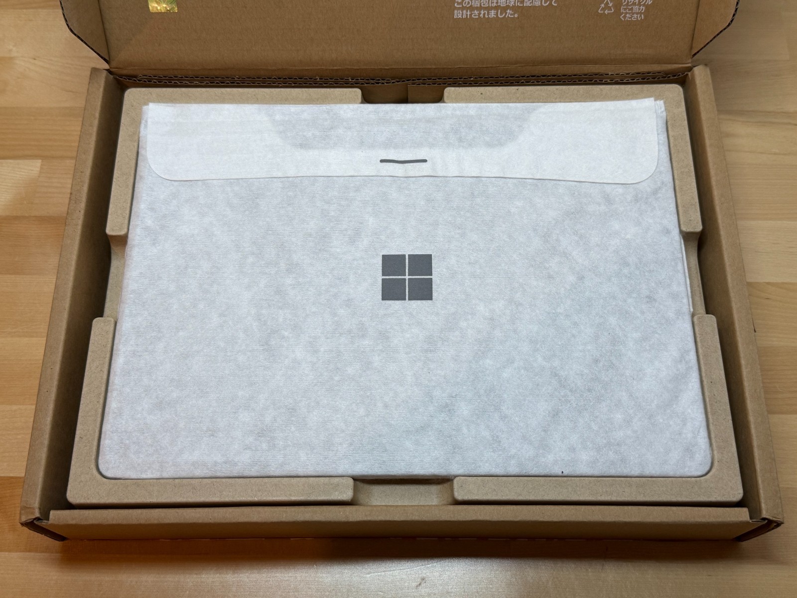 Microsoft Surface Laptop 6 13.5″ U5-135H 16GB 256GB Black ZJQ-00001