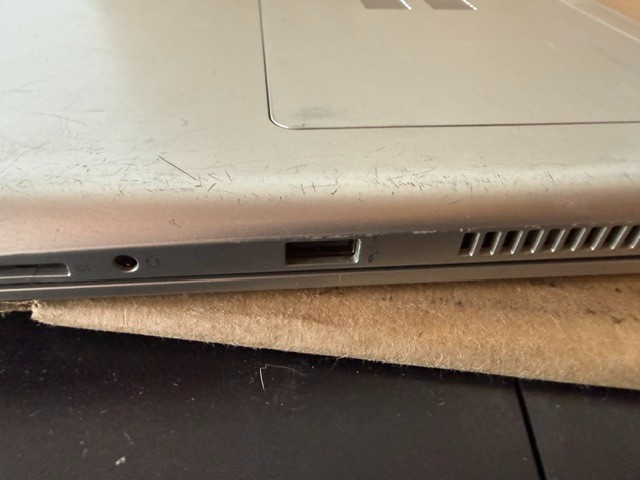 HP 450 G5 I3-7100U 256GB SSD 8GB RAM (No Charger Included)