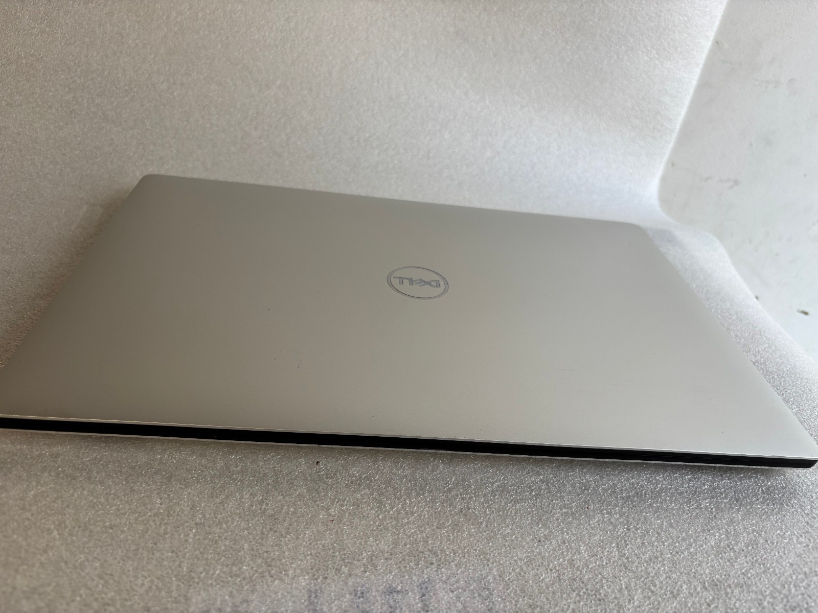 DELL PRECISION 5530 i7-8850H 2.60 GHZ RAM 16GB SSD 500GB BLUETOOTH NVIDIA P1000