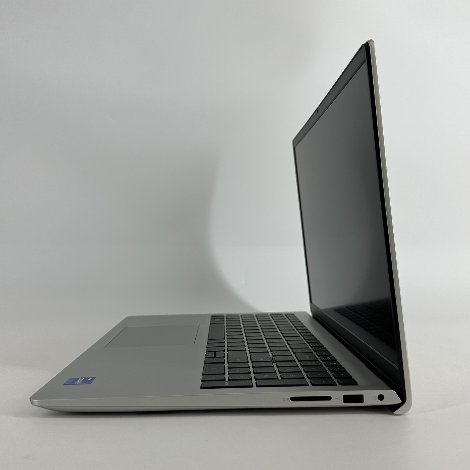 Dell 15 DC15250 Platinum Silver FHD 1.7 GHz i7-1355U 16GB 512GB SSD Very Good