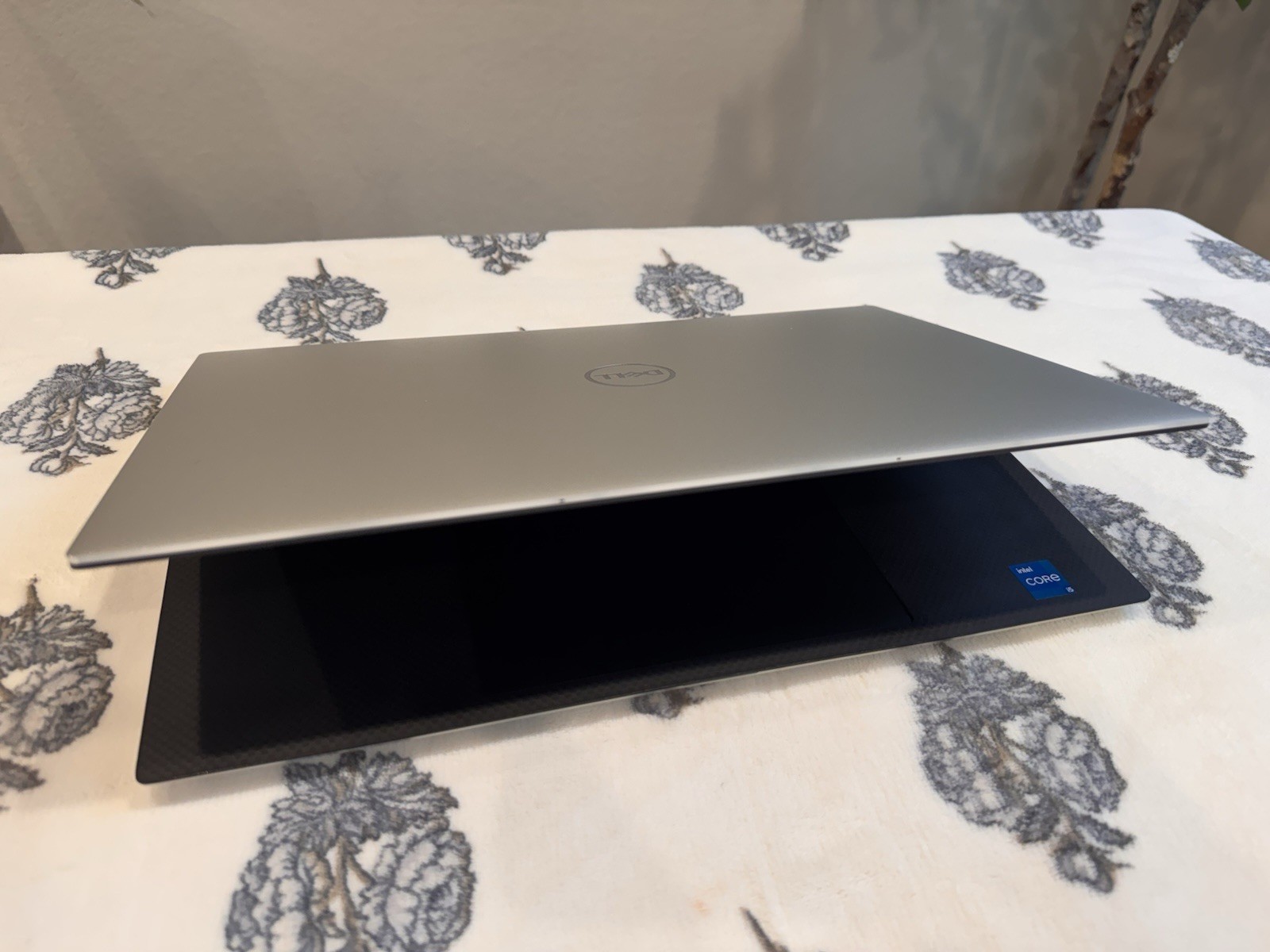 Dell XPS 15 9510 Silver FHD+ i5-11400H 2.70GHz 8GB RAM 512GB SSD Silver