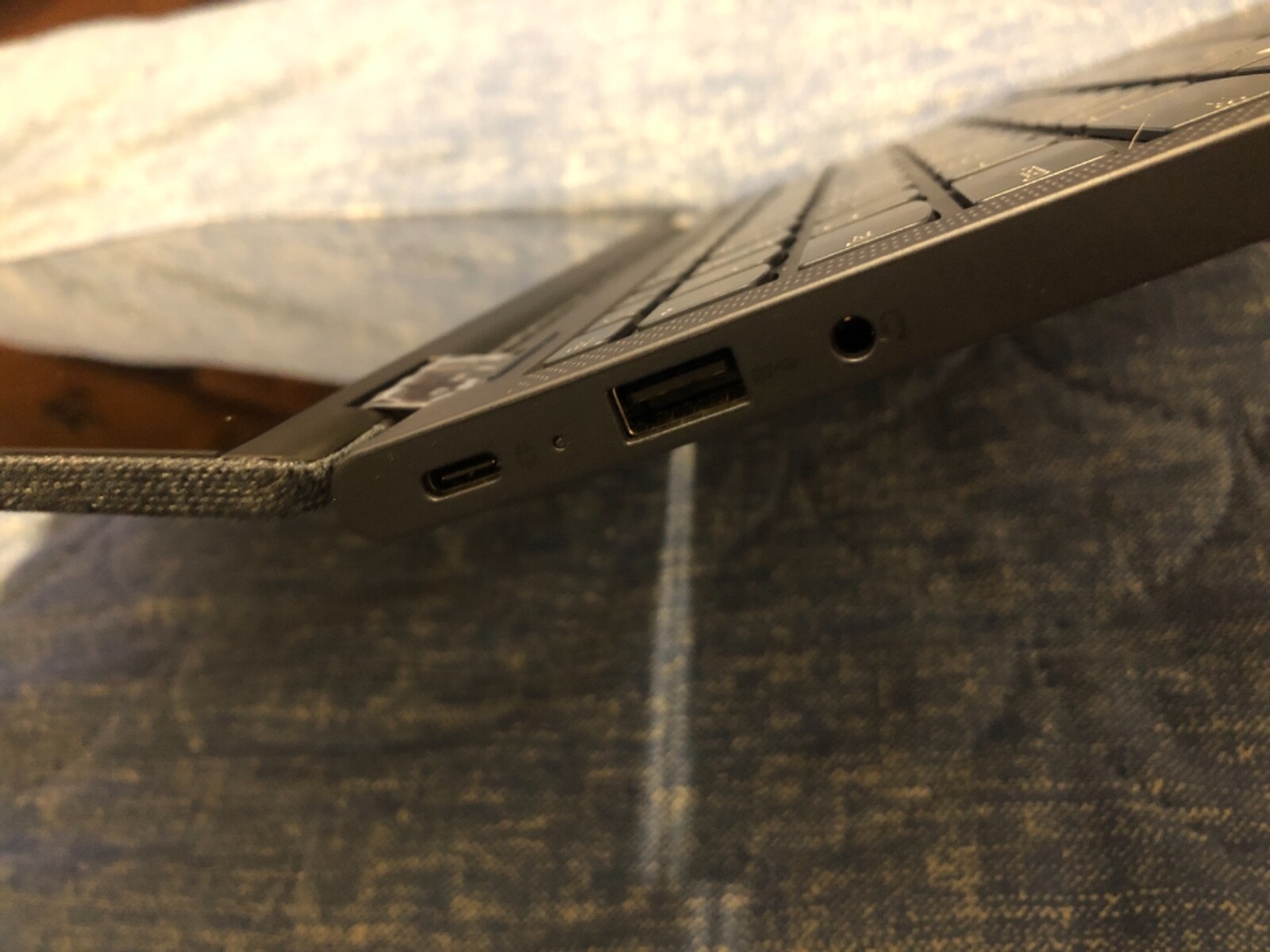Lenovo Yoga 6 13ARE05 Navy Blue/Black Brand New Laptop