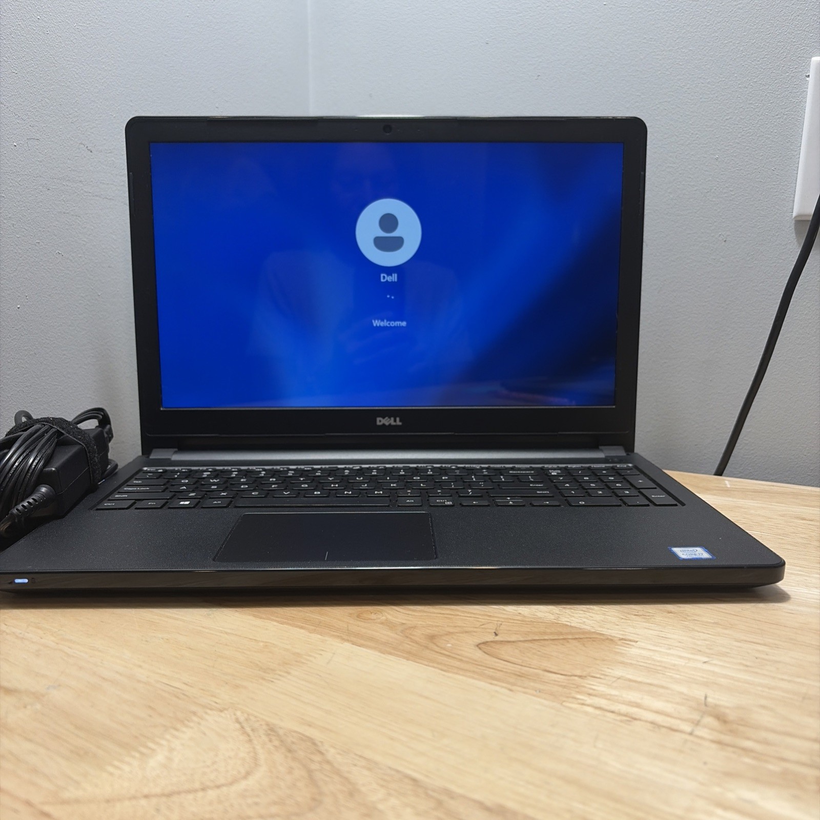 Dell Inspiron 5566 15.6” Core i7-7500u 2.7ghz 8gb 512GB SSD WCam Touch W11 Cord