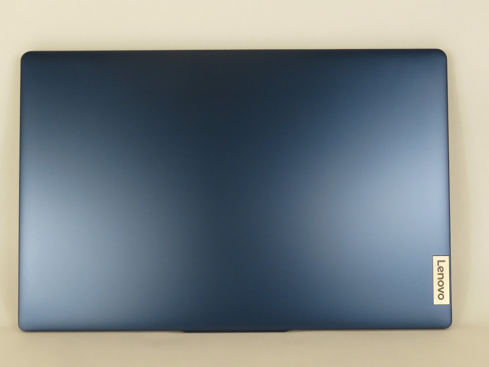 Ideapad Slim 3 15ABR8 15.6in FHD AMD Ryzen 7 7730U 2GHz 16GB RAM 512GB SSD