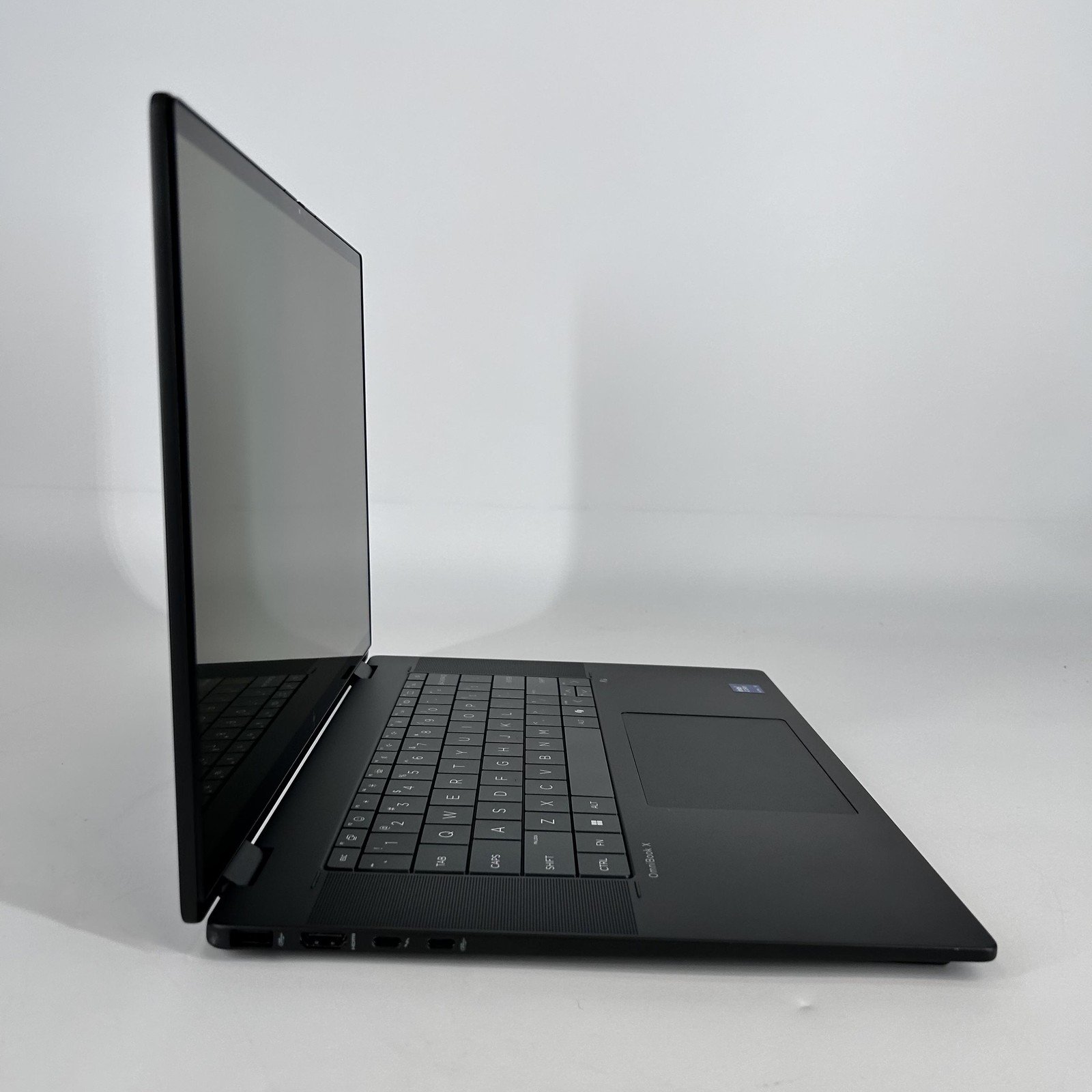 HP OmniBook X Flip 16 QHD+ TOUCH 3.3 GHz Ultra 9 288V 32GB 2TB SSD Good