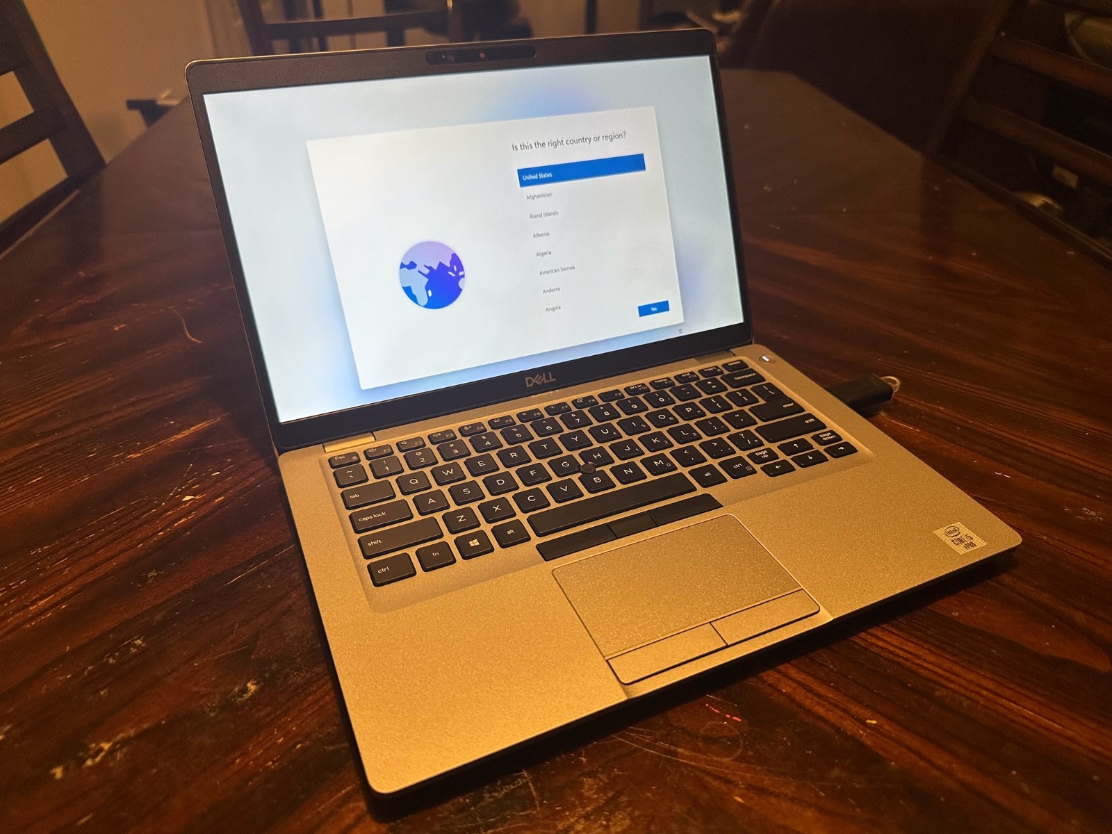 Dell Latitude 5411 / 14″ / 2.5GHz Quad-Core i5-10400H / Includes Power Adapter