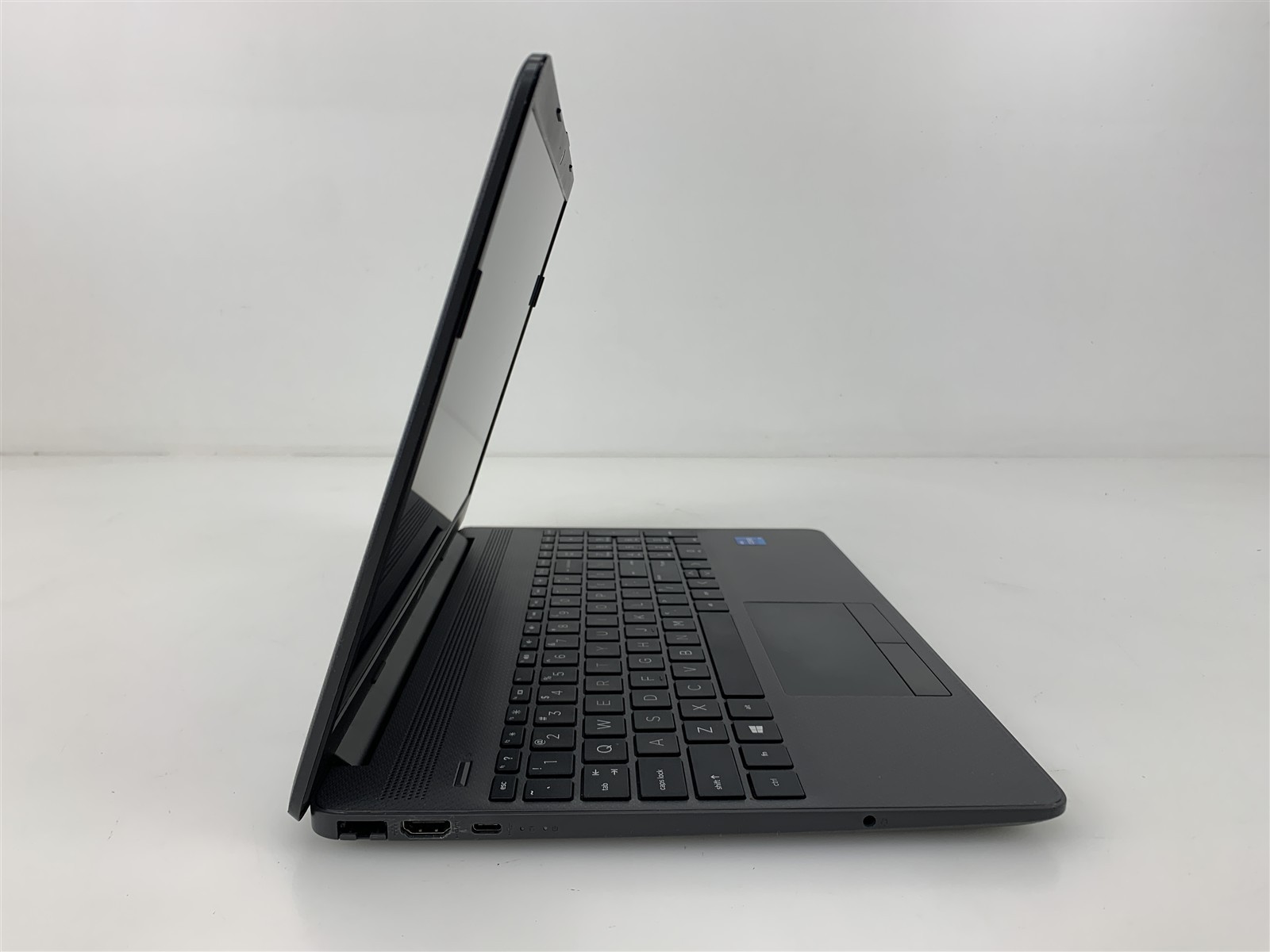 HP 250 G8 Notebook i5-1135G7 2.40GHz 16GB RAM DDR4 256GB NVMe Win11 Pro 15.6″