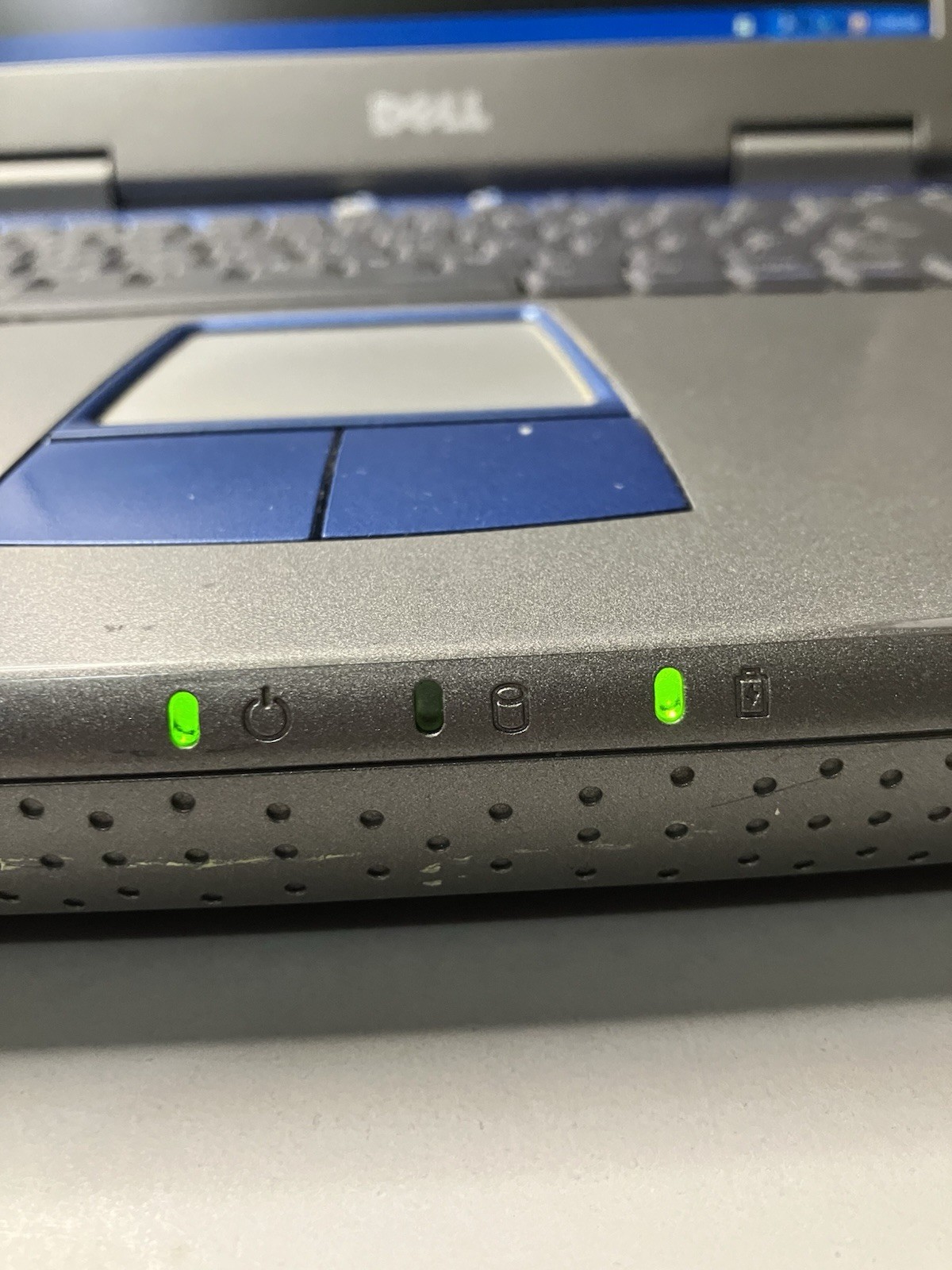 Dell Inspiron 1100 Windows XP Vintage Laptop