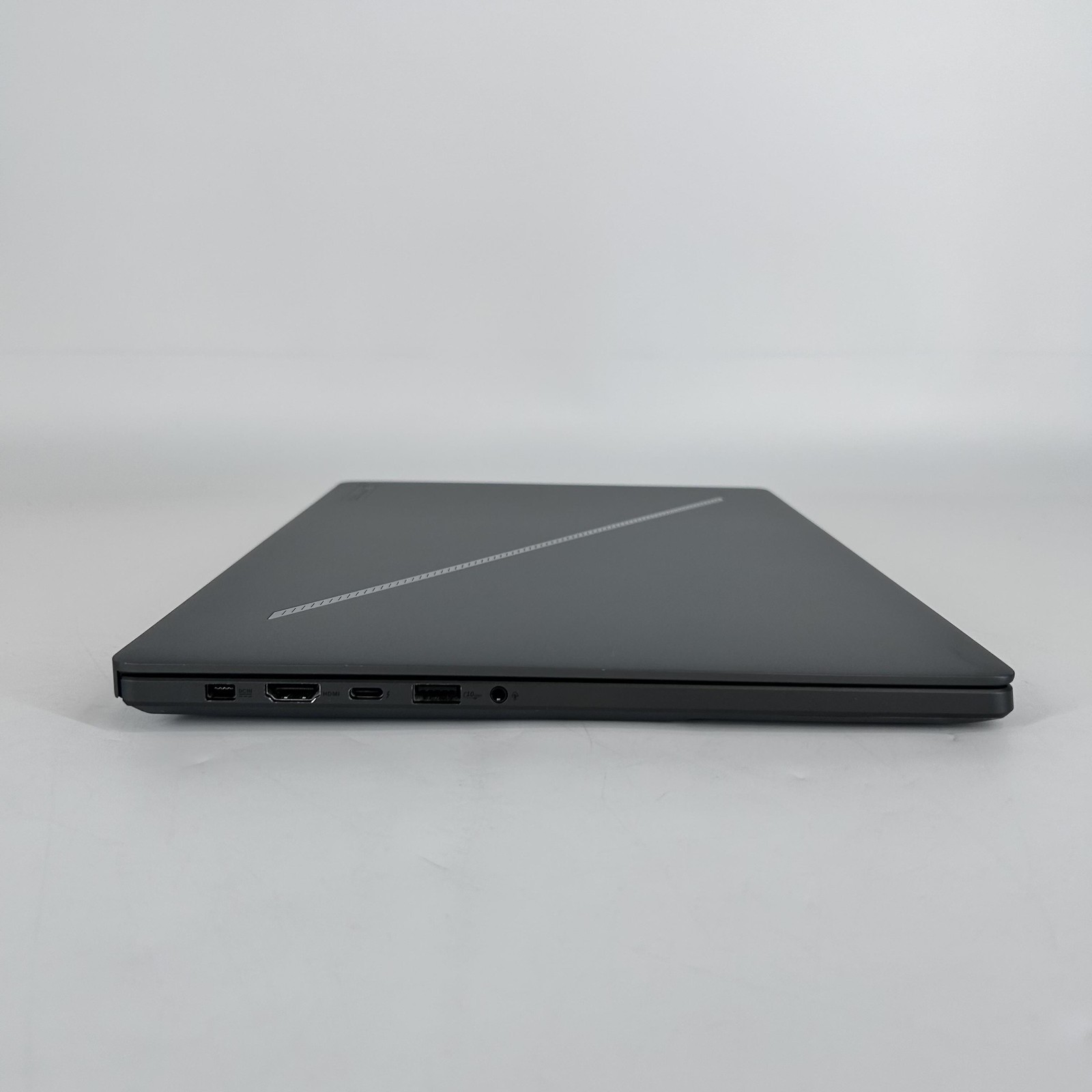 Asus ROG Zephyrus G16 GU605 16 QHD+ 2.9 GHz Ultra 9 285H 32GB 2TB SSD RTX 5080