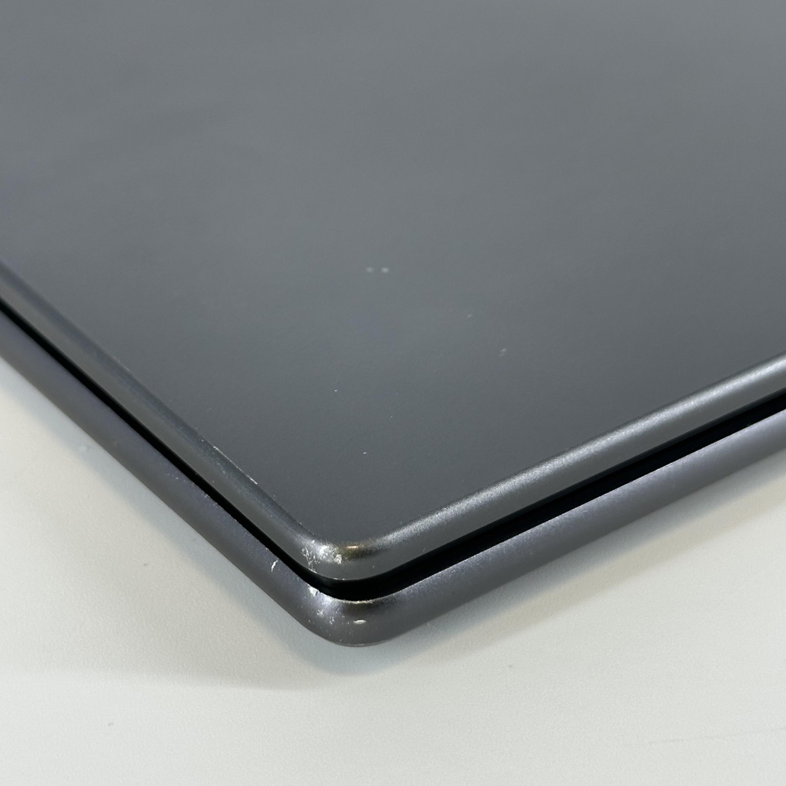 Lenovo Yoga 7i 14 Gray FHD+ TOUCH 1.3 GHz i5-1335U 8GB 512GB SSD Good