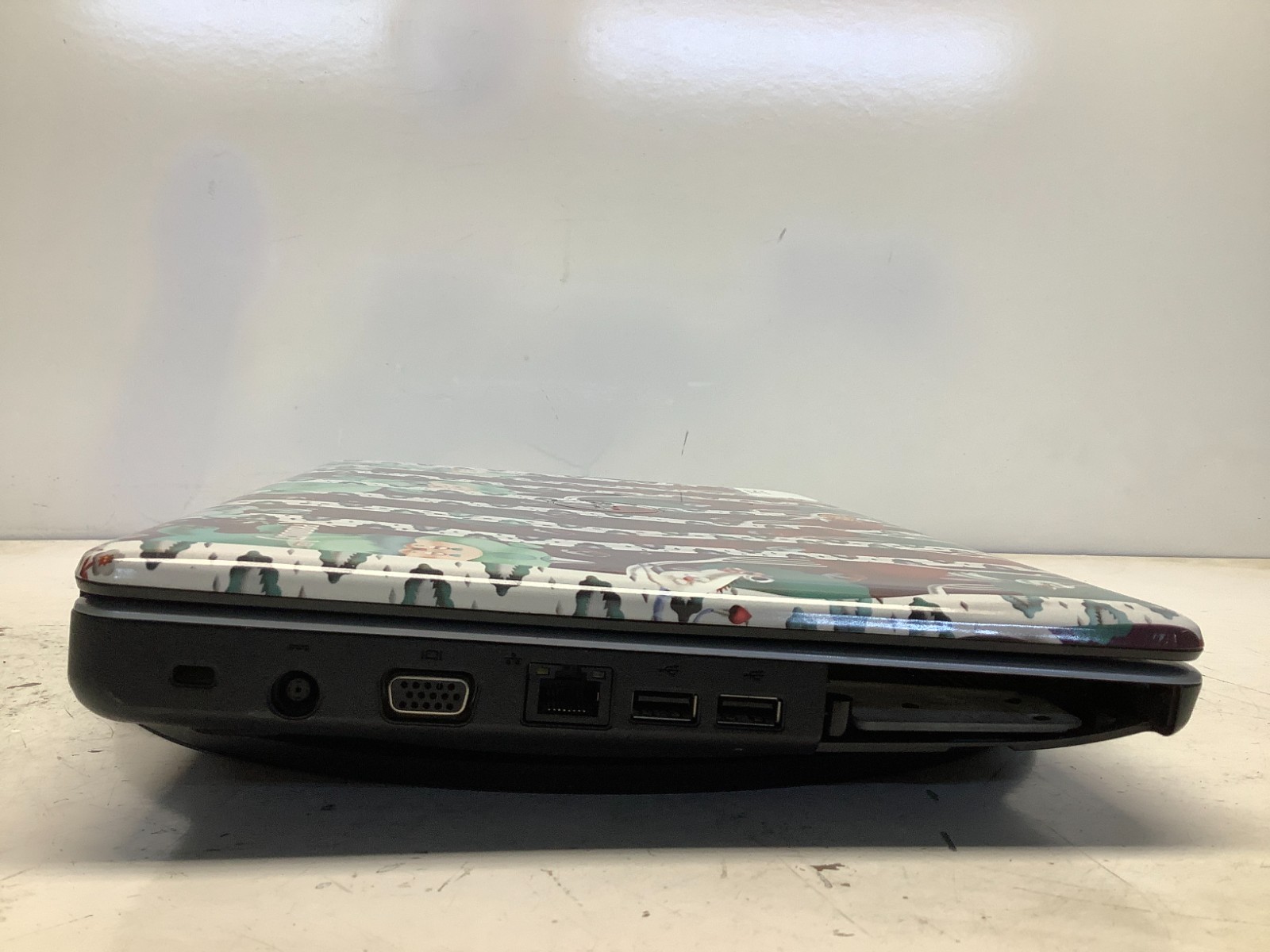 Dell Inspiron 1440 Intel Pentium Dual-Core T4400 2.2GHz 3 GB NO HDD No Batt