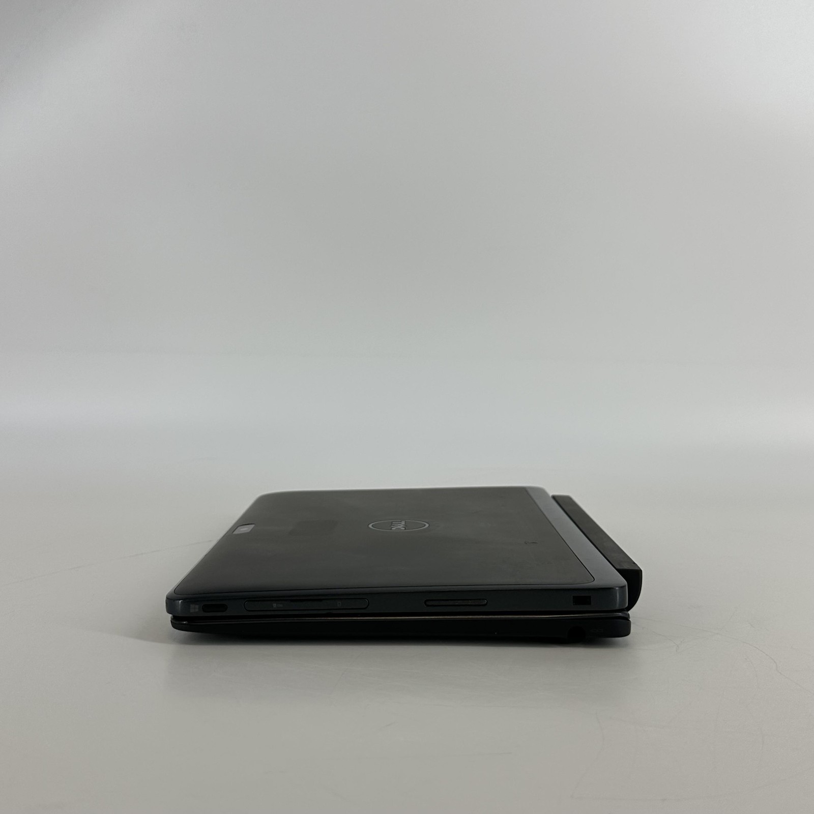 Dell Venue 10 Pro 5056 FHD+ TOUCH Atom x5-Z8500 1.44GHz 4GB 120GB SSD – READ