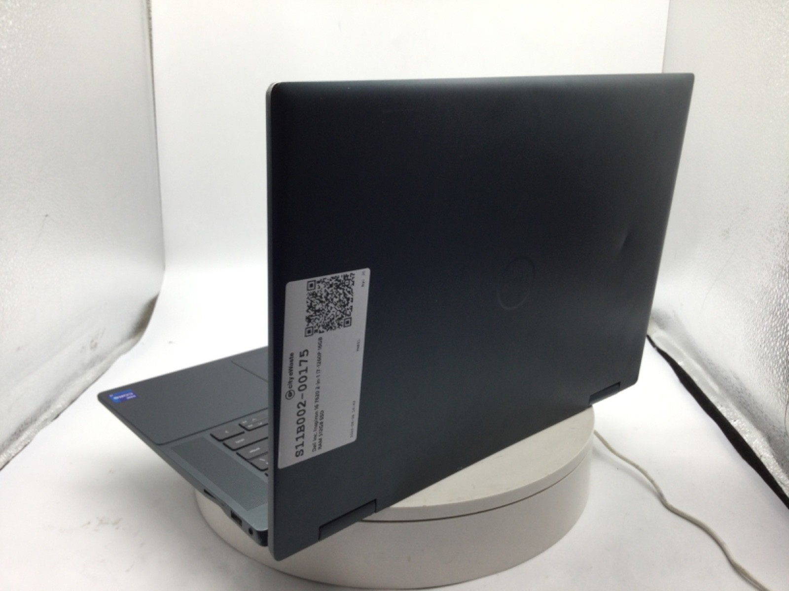 Dell Inspiron 7620 16″ Laptop i7-1260P 16GB RAM 512GB SSD Windows 11 Pro Used RD