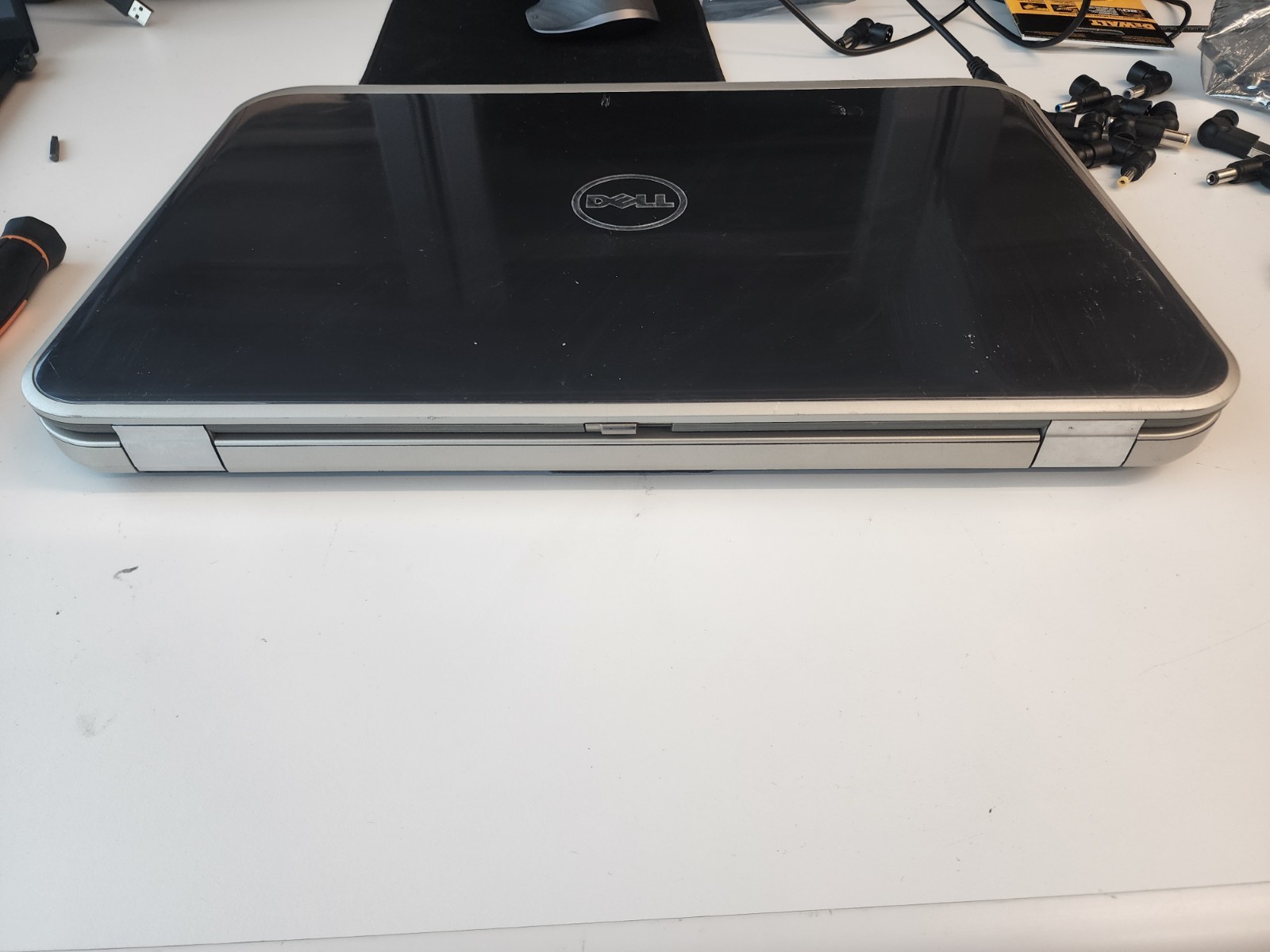 Dell Inspiron 5520 Laptop i5 No Ram No Hdd No Battery