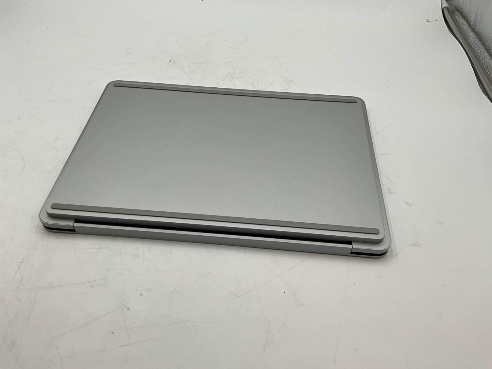 Microsoft Surface Laptop Studio – i7-11370H 16GB 512 0F00FWM230800C *READ* 14.4″