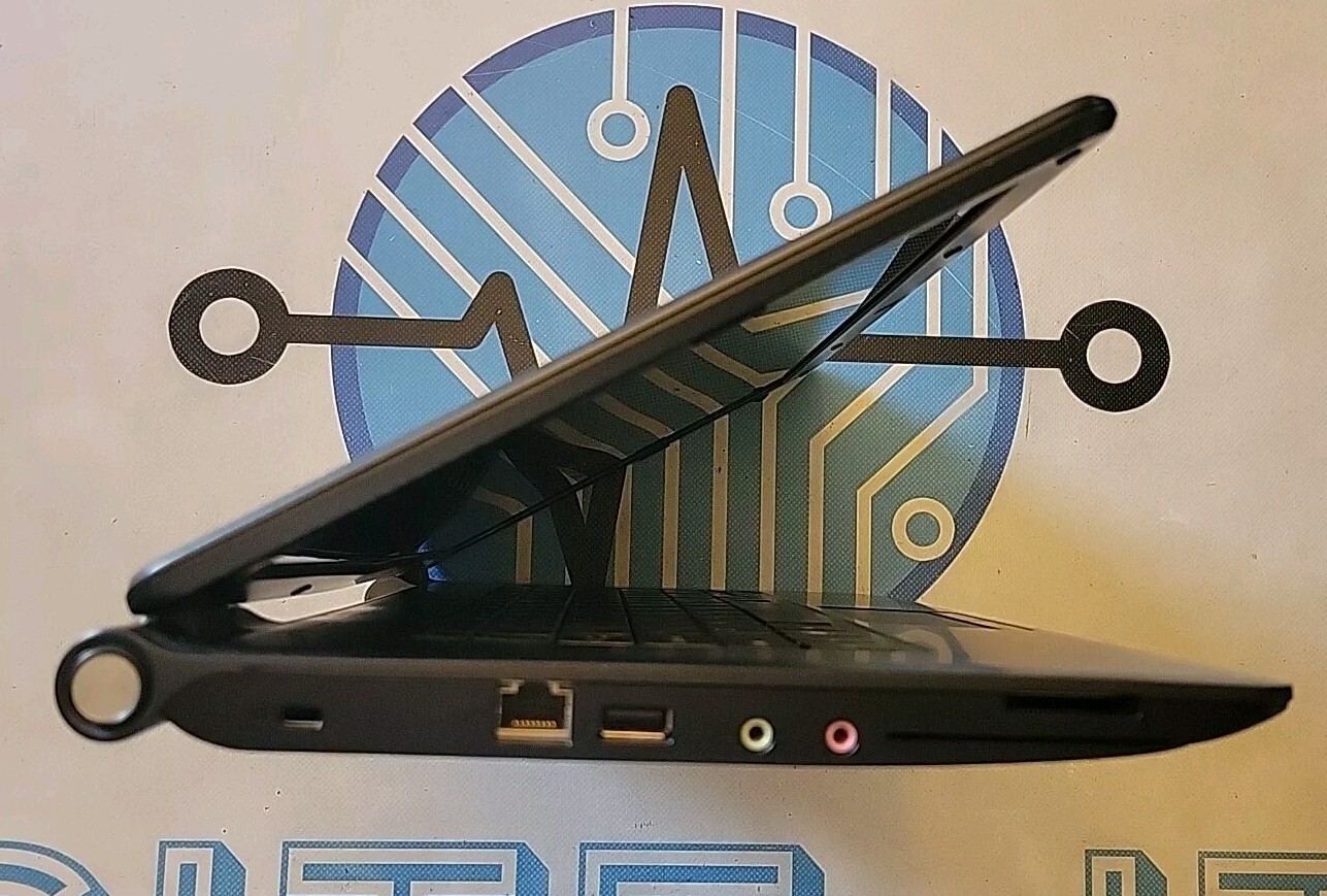 Wyse Xn0m Laptop 14″ AMD G-T56N 1.65 GHz 2GB RAM **No HD OS Batt AC Wi-Fi**