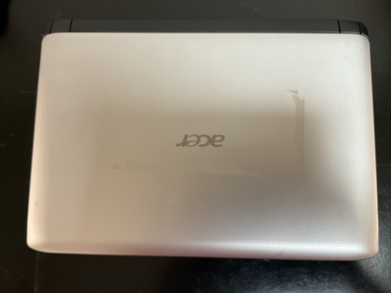 Acer Aspire One A0532h Intel Atom 1.66GHz 1.00 GB 250MB Memory
