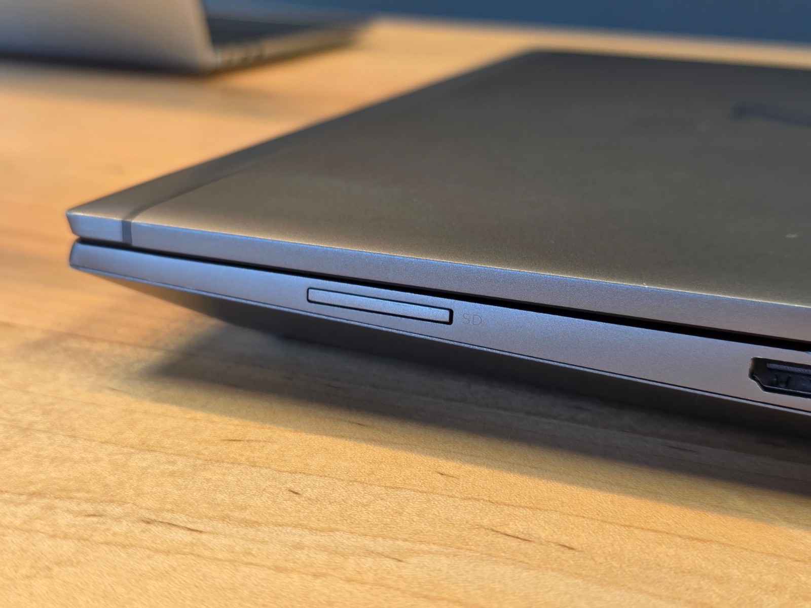 15.6″ HP ZBook Fury G8 Mobile Workstation – i7-11850H, 16GB, 1TB SSD | T1200 GPU