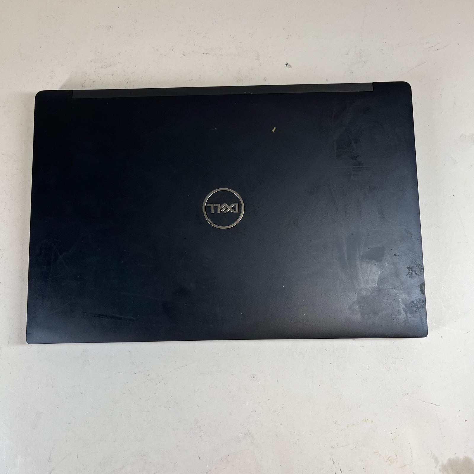 Broken Dell Latitude 7490 14″ i5-8350U 1.6GHz 8GB RAM 256GB SSD Cracked Screen