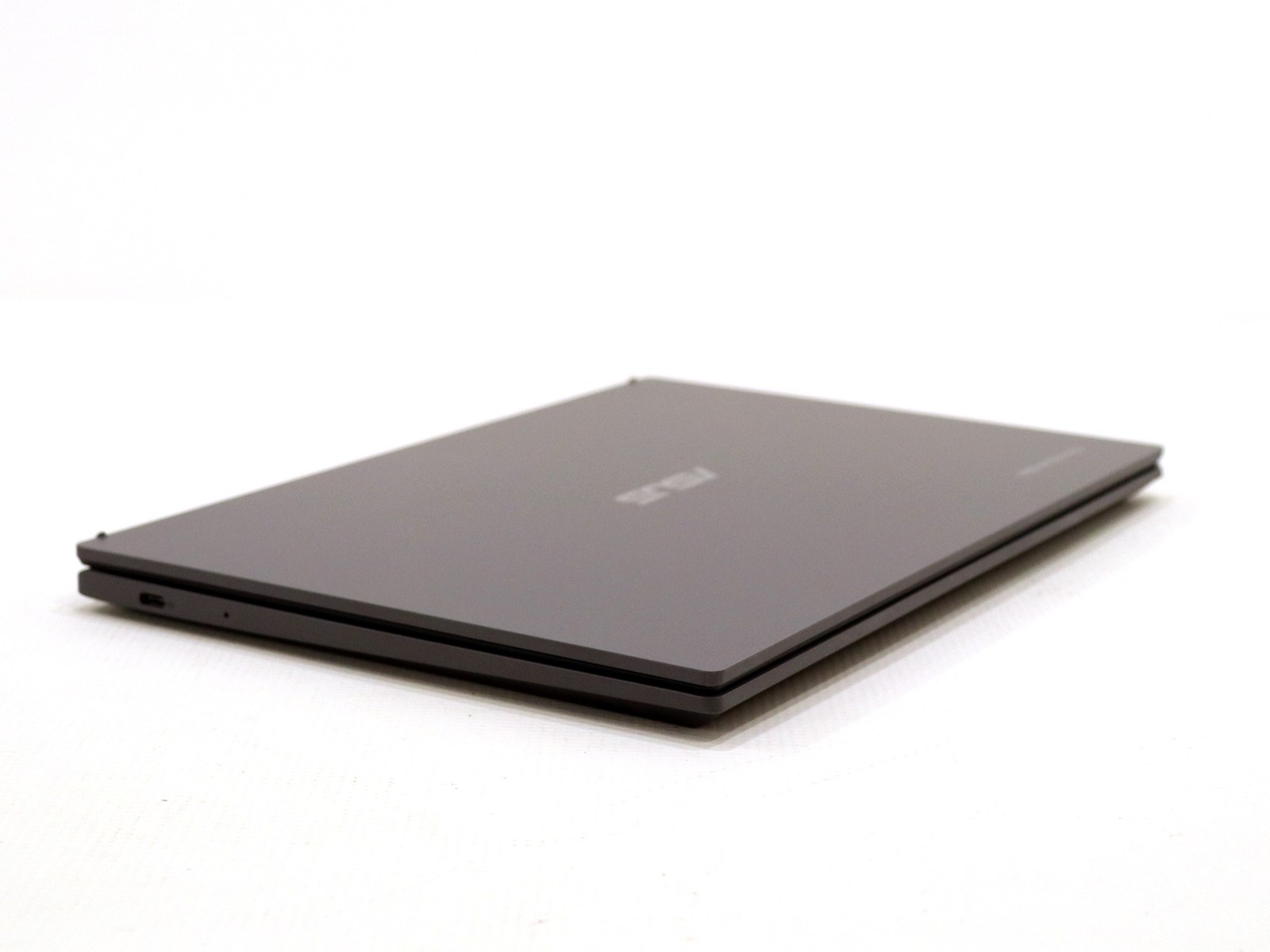 ASUS Chromebook Plus 14″ CX3402CB Intel i3-1215U 8G RAM 128G SSD 90NX06J2-M002B0