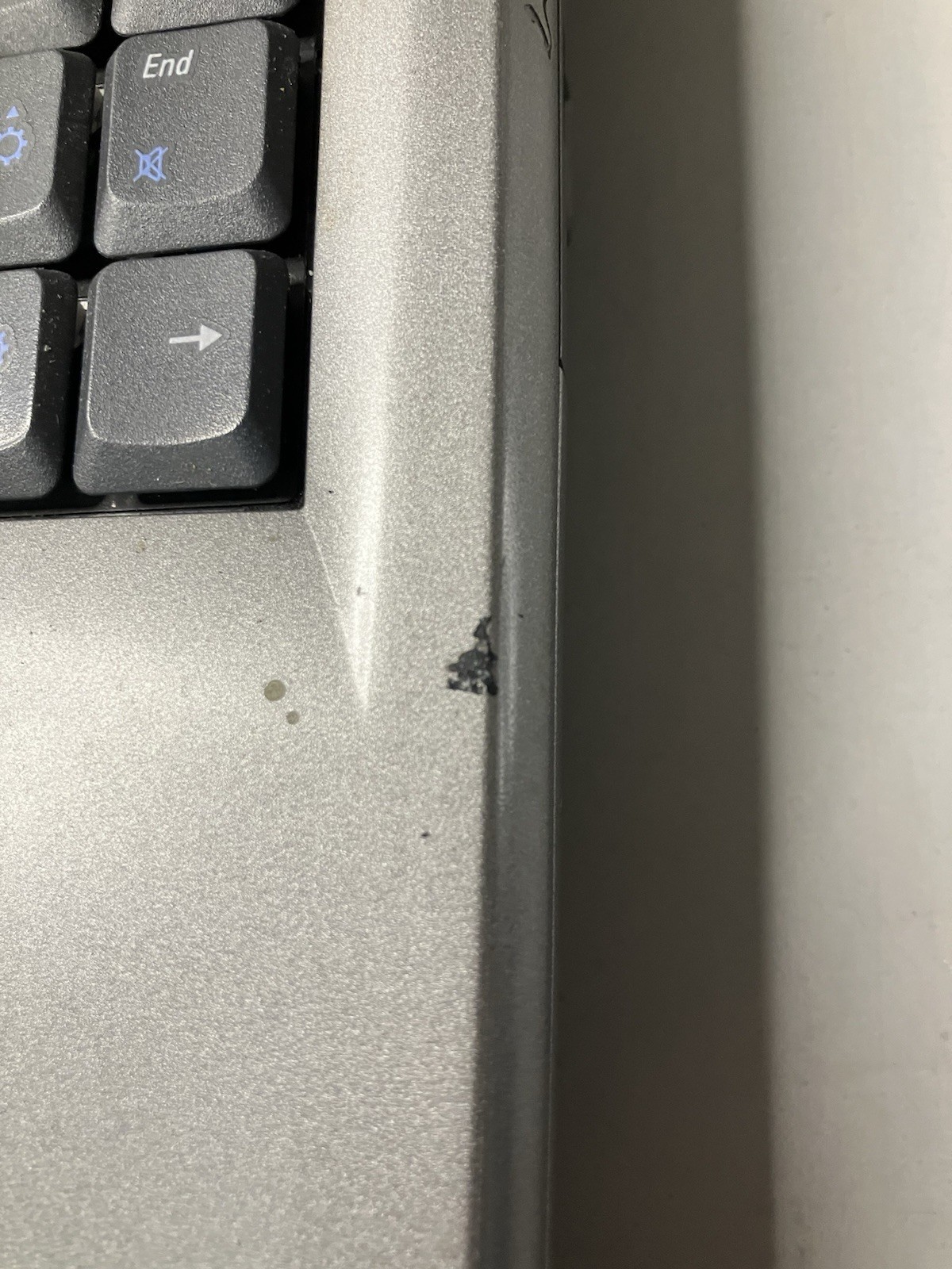Dell Inspiron 1100 Windows XP Vintage Laptop