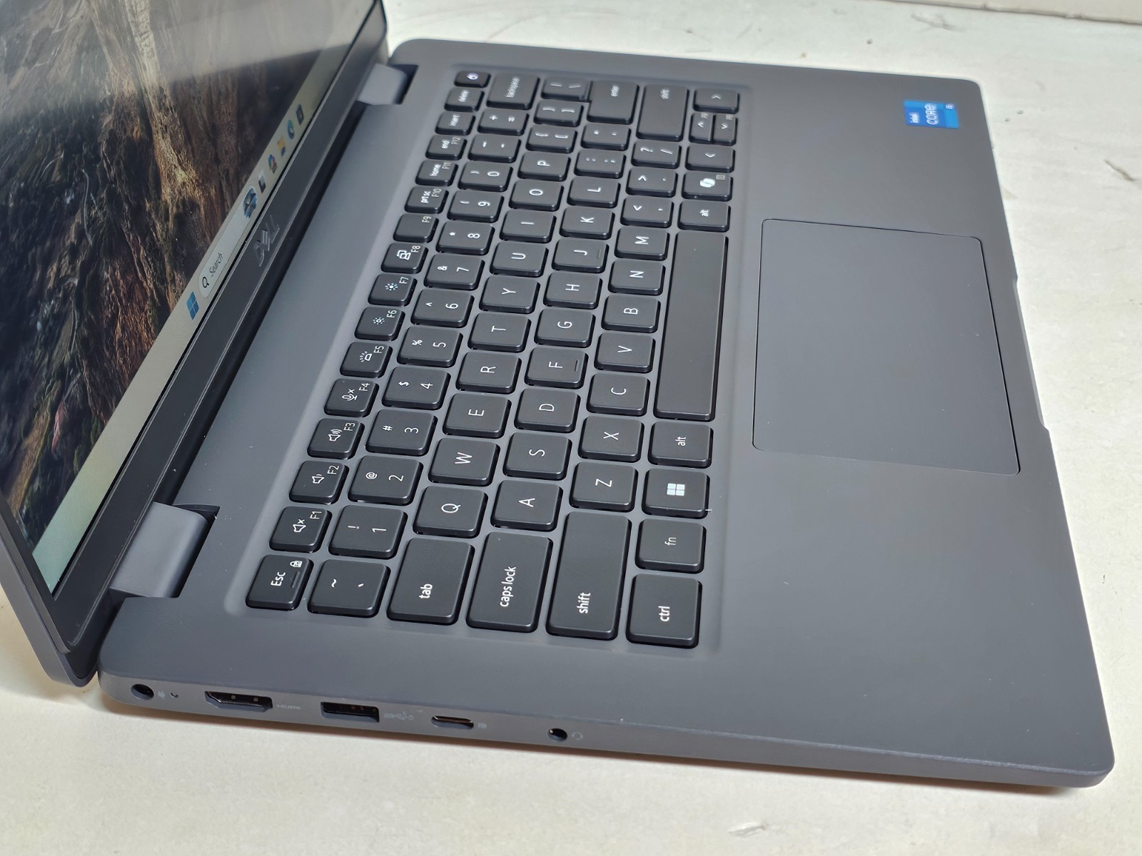 Dell Latitude 3450 Laptop – i5-1335U up to 4.6 GHz 16GB 512GB SSD Webcam 14″ 1