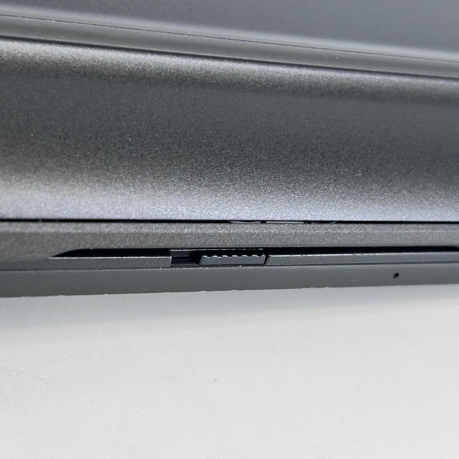 Dell Latitude 7430 14 Gray FHD TOUCH 2.2 GHz i7-1270P 16GB 256GB SSD FRAME GAP