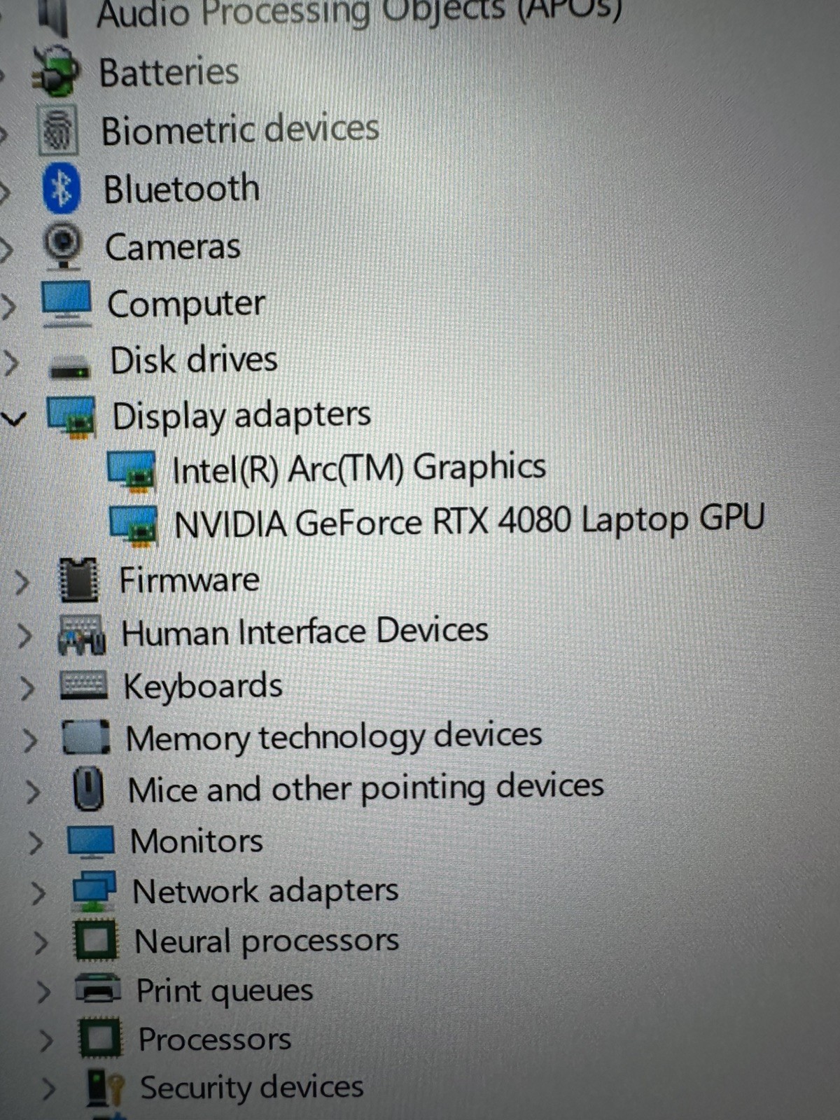 MSI Creator 16 AI Studio A1VHG 16.0″UHD+ Core Ultra 9 185H 32GB 1TB RTX 4080