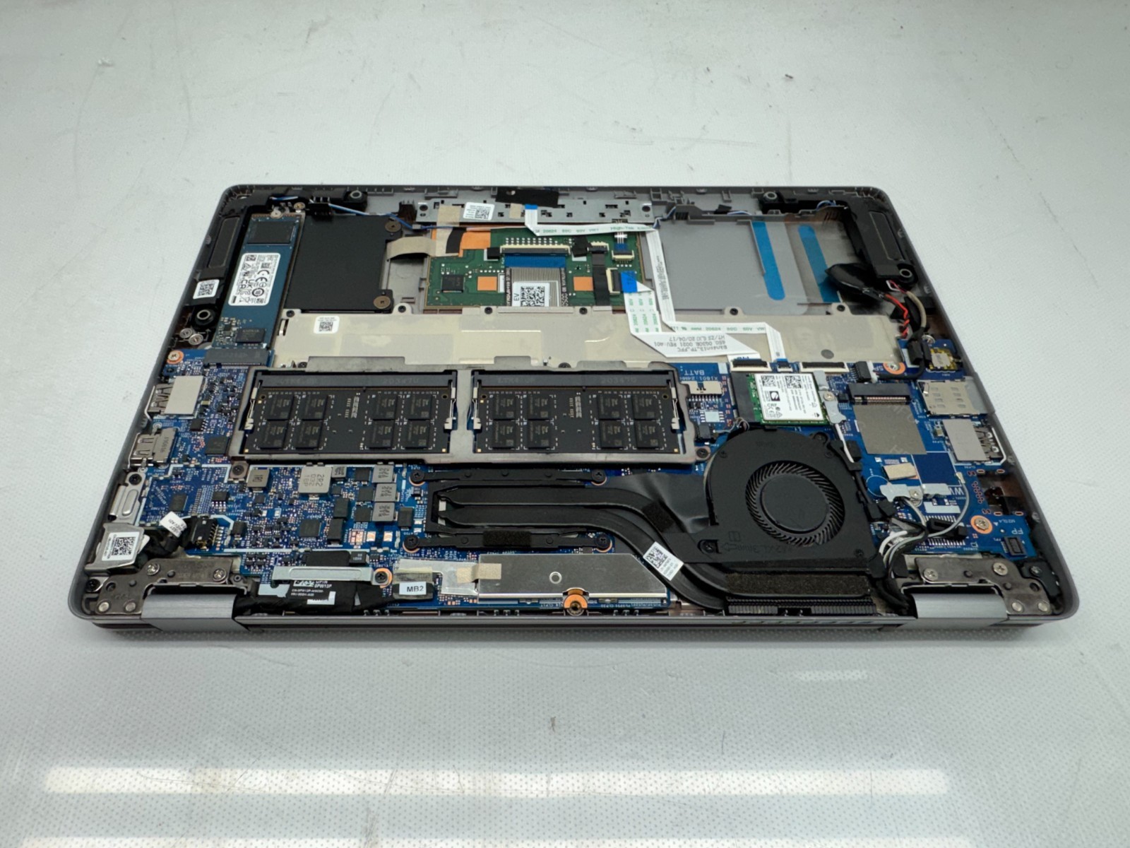 Dell Latitude 5310 Intel i5-10310U@1.7Ghz 16GB RAM 256G SSD Win 11 **Read**