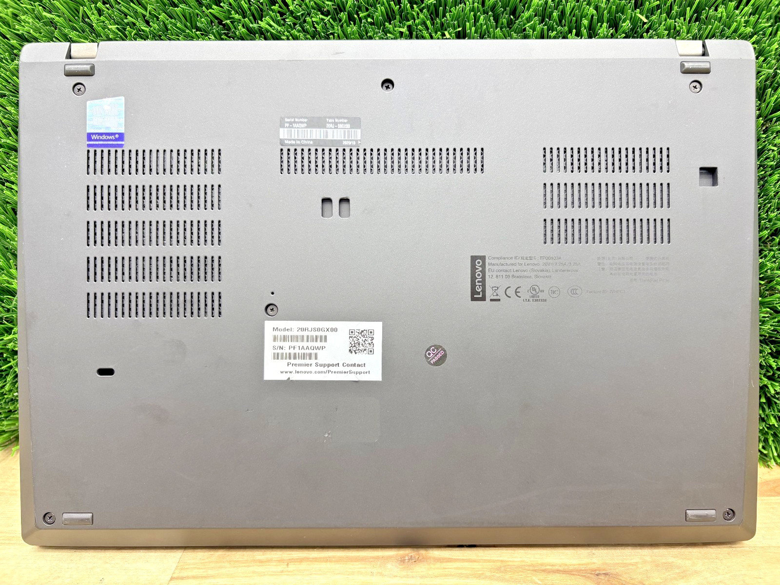 Lenovo ThinkPad P43s Intel i7-8th Gen 1.90GHz 16GB RAM 256GB SSD Windows 11 Pro*