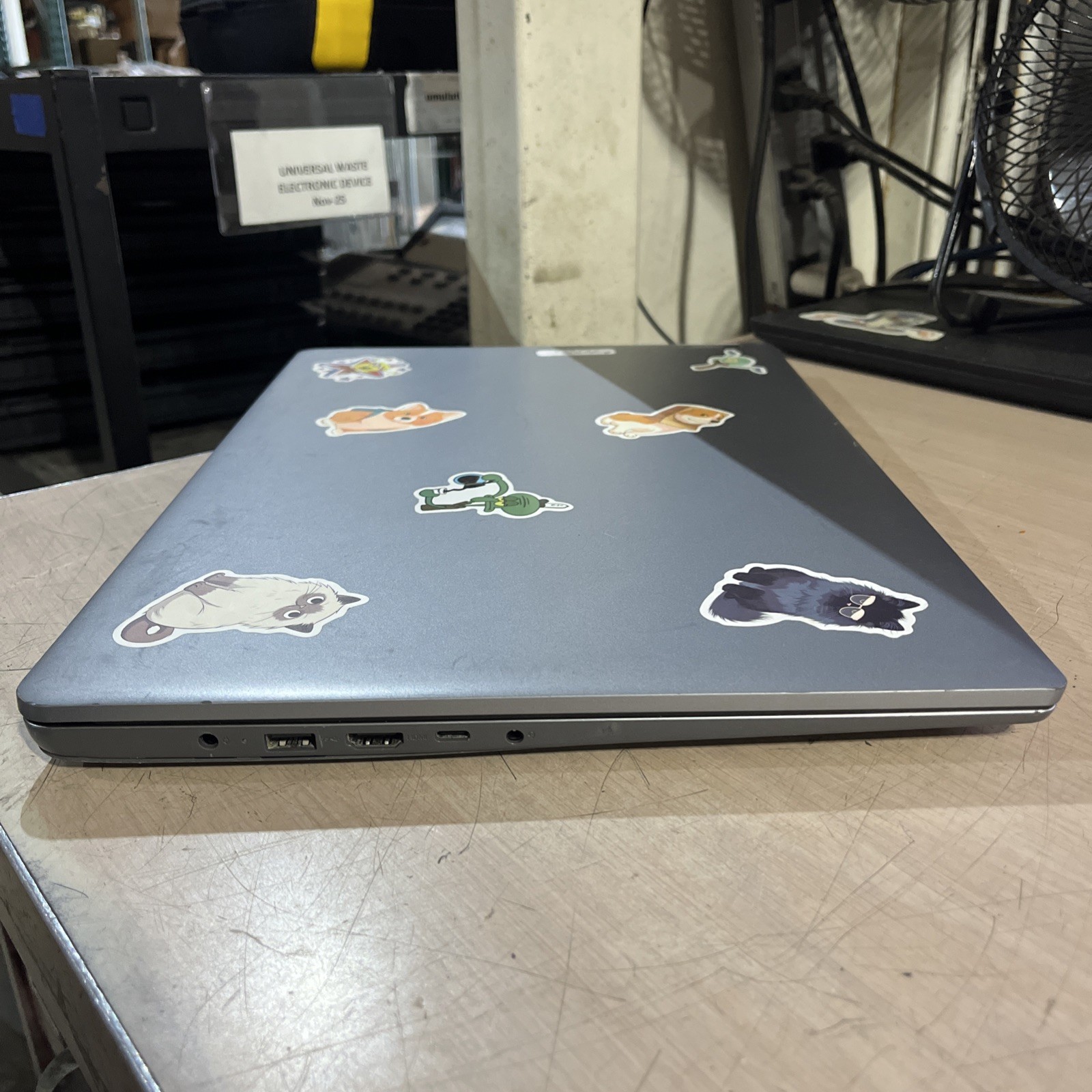LENOVO IDEAPAD 3 17ABA7 AMD RADEON NO RAM NO HD