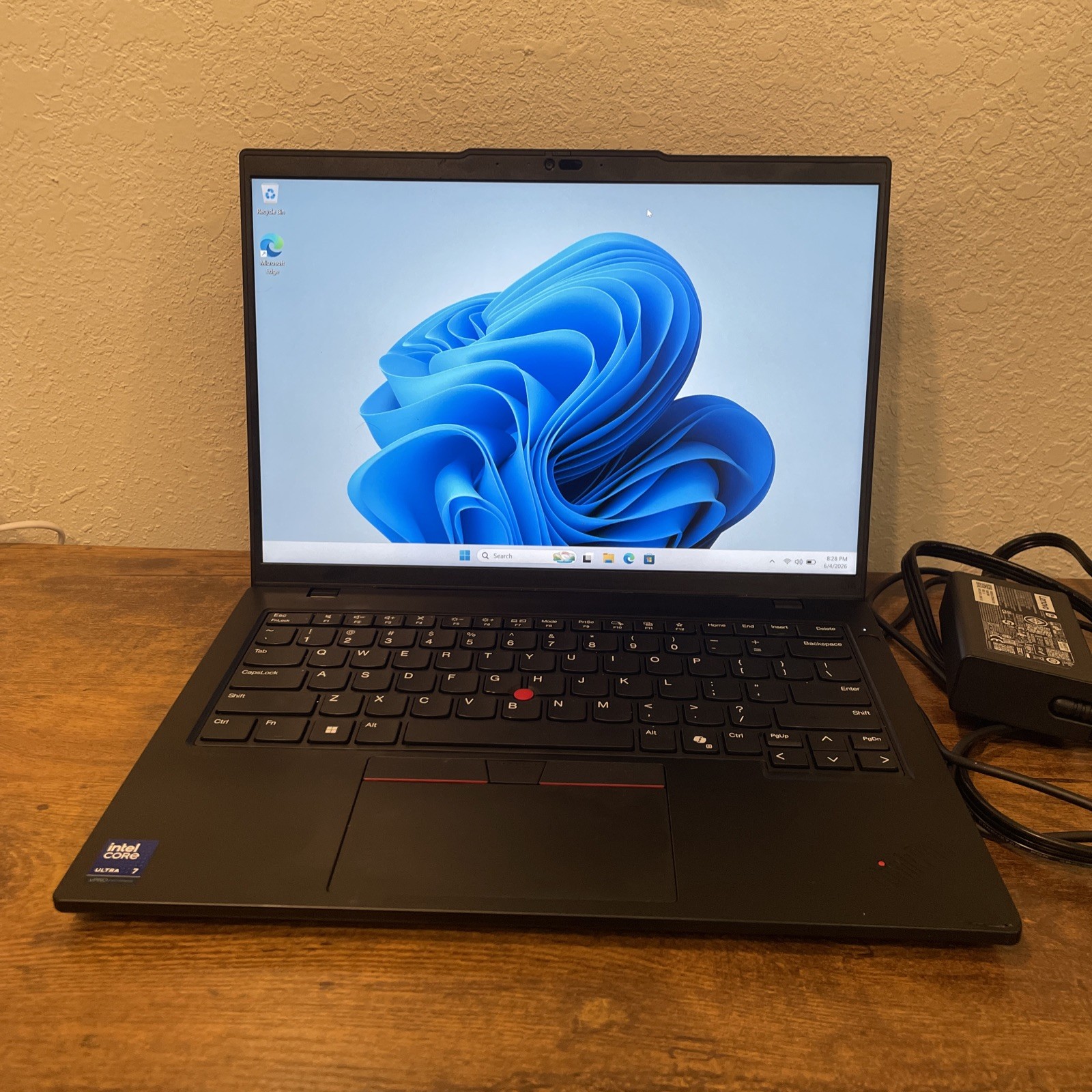 Lenovo ThinkPad L14 GEN 6 14″ Core Ultra 7 265U 32GB RAM 256GB SSD Laptop READ!
