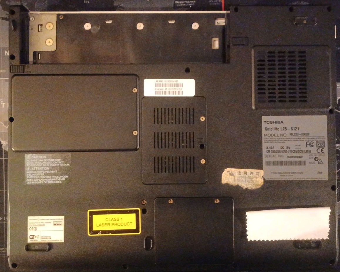 Toshiba Black 15.0″ Satellite L25-S121 FOR PARTS