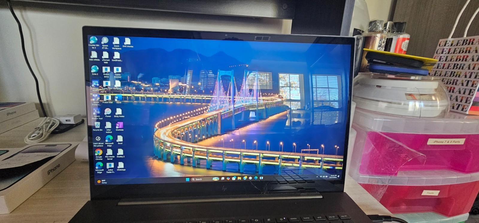 HP Envy 17T-CR100 17.3″ Touch i7-13700H 16GB 512GB SSD W11H, Touch but has issue