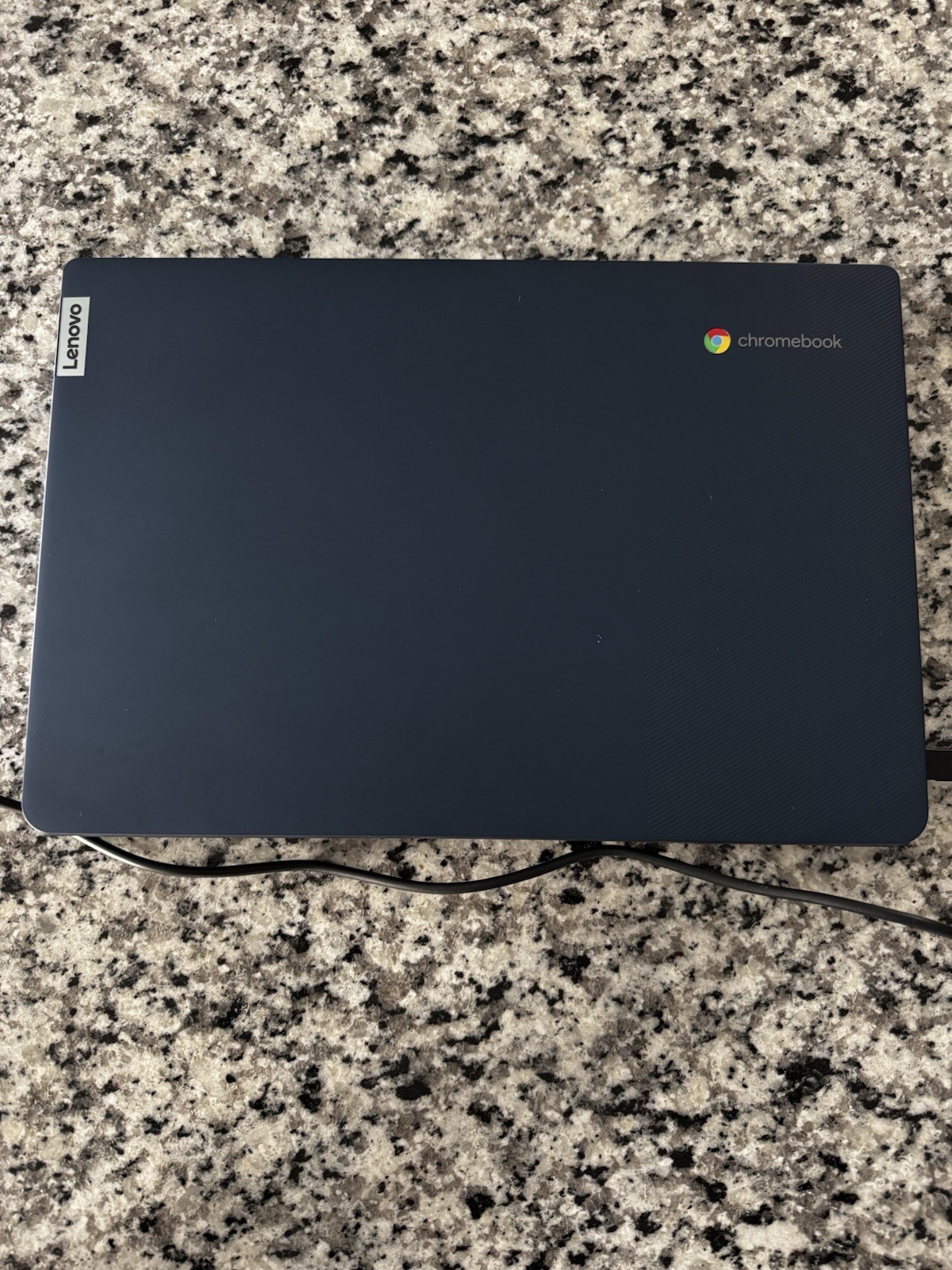 Lenovo Slim 3 Chromebook 14″ Touch (64GB eMMC, MediaTek Kompanio, 1.50 GHz, 4GB)
