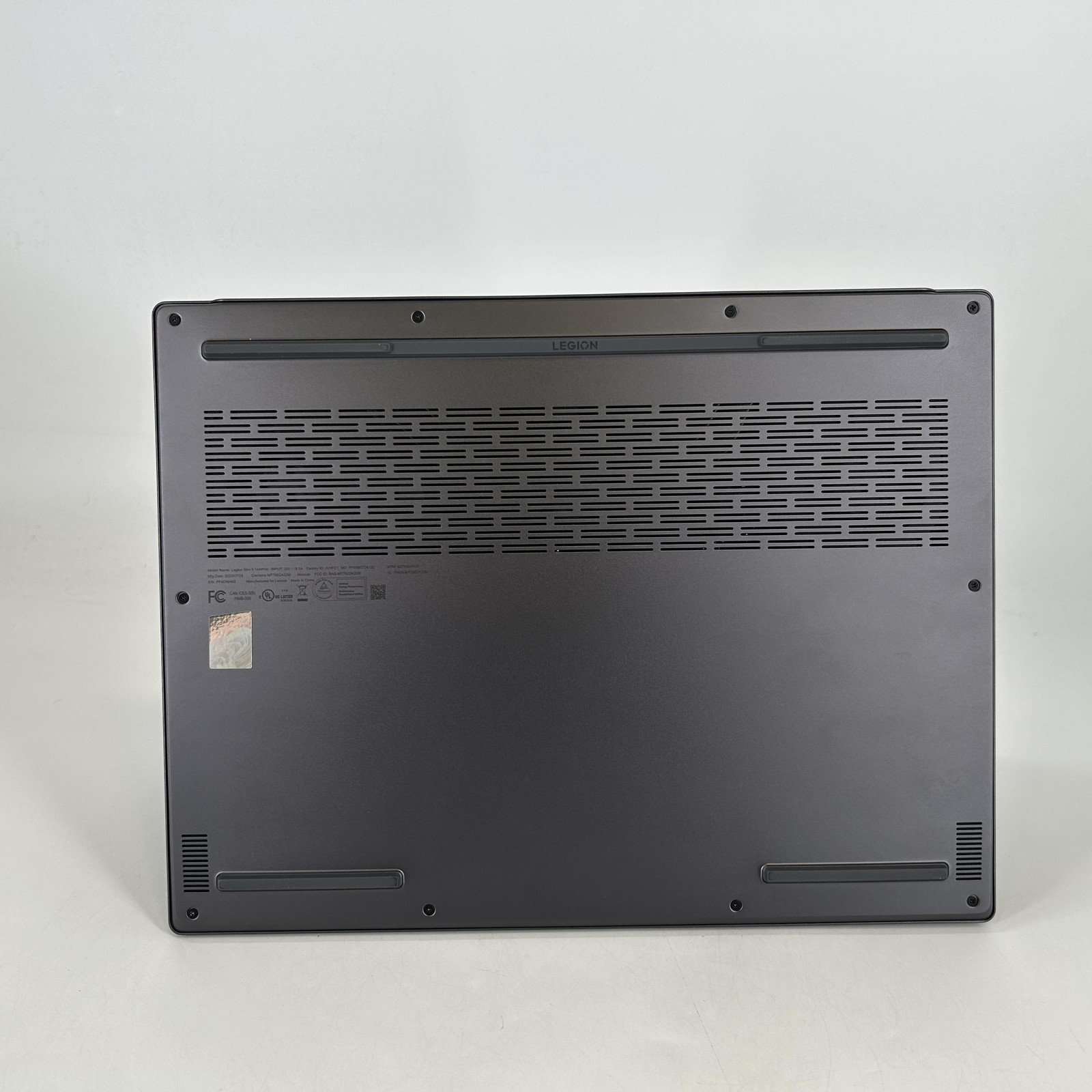 Lenovo Legion Slim 5 Gen 8 14 120Hz QHD+ 3.8GHz Ryzen 7 7840HS 16GB 1TB RTX 4060
