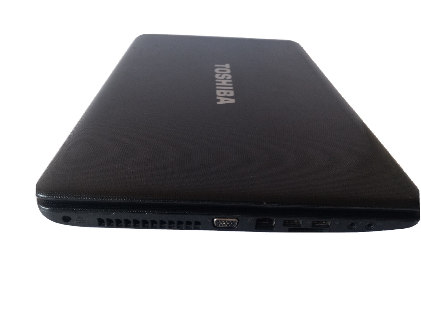TOSHIBA SATELLITE C675D-S 17.3″ AMD E-300 1.30GHz 500GB 8GB WIN 10 PRO