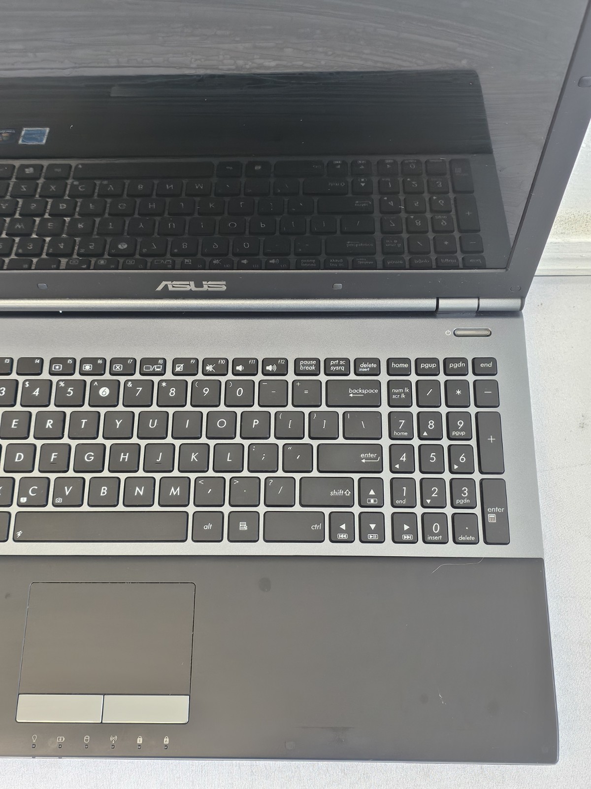 ASUS U56E-BBL6 Laptop – i5-2430m – 6GB RAM – 640GB HDD – NO BATT – Win 10 – READ