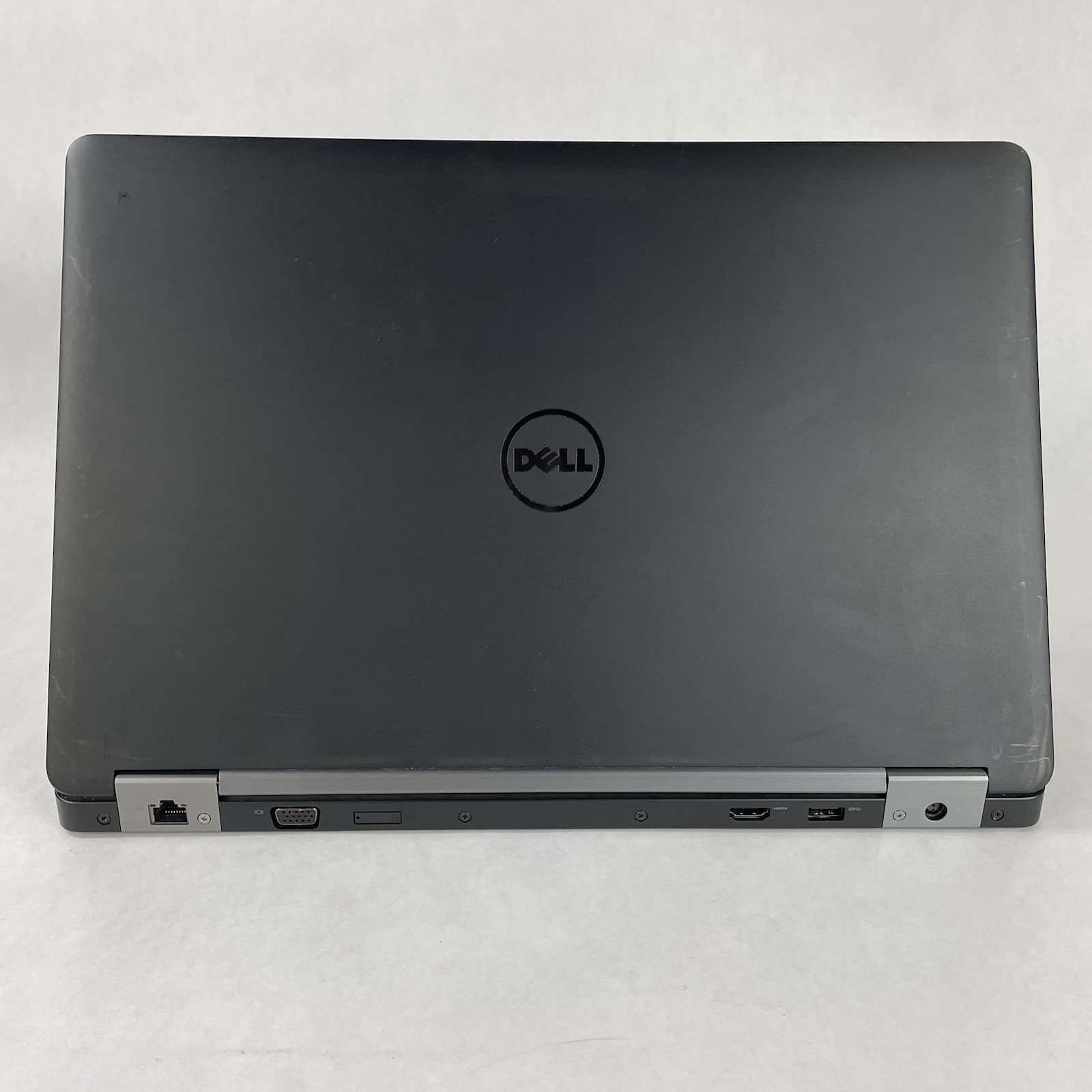 Dell Latitude E5570 15.6″ i5-6300U 2.40 GHz 8 GB RAM No SSD No OS No AC