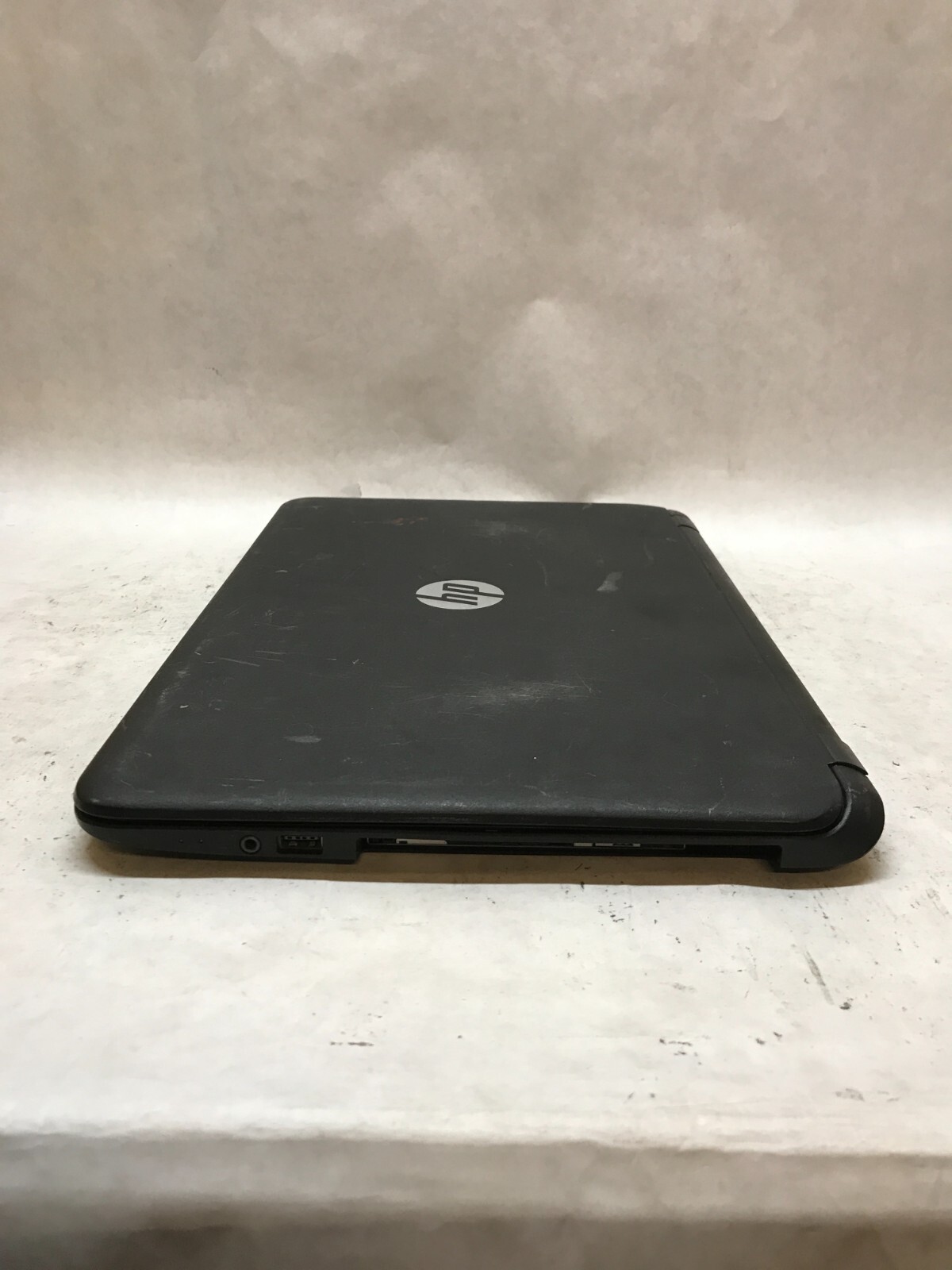HP 15-f222wm 15″ Laptop Intel Pentium 4GB RAM POWER DEAD For Parts/Repair – – DW