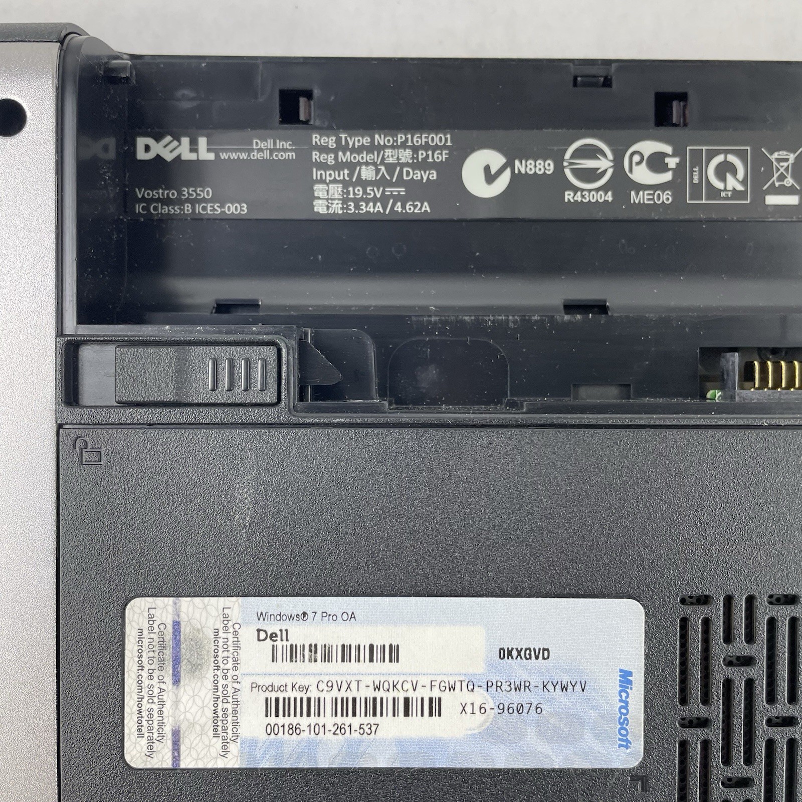 Dell Vostro 3550 15.6″ i3-2310M 2.10 GHz 4 GB RAM No SSD/OS/AC/Battery – Dents