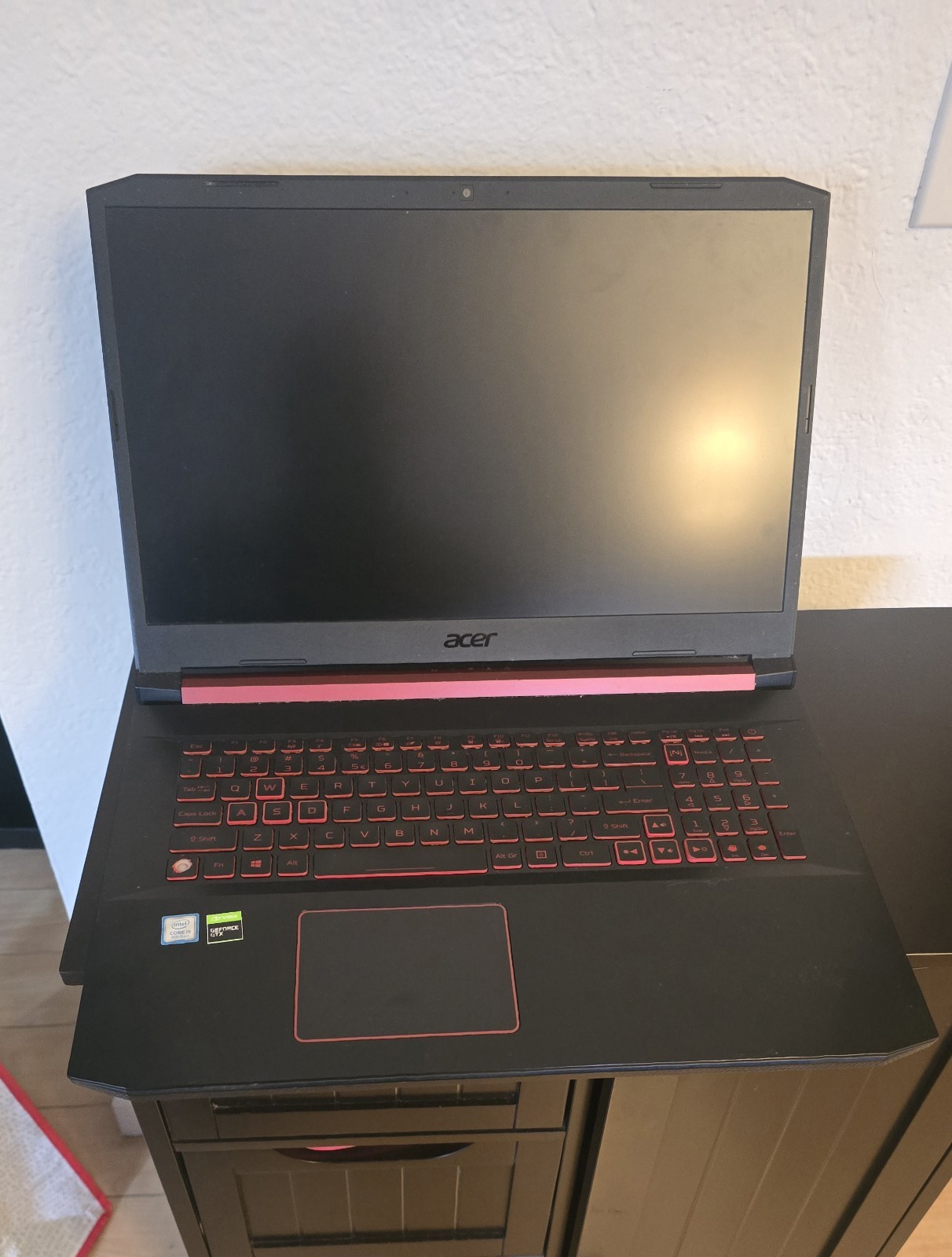 17″ Acer Nitro 5 Gaming Laptop Motel AN-515-51 FOR PARTS ONLY