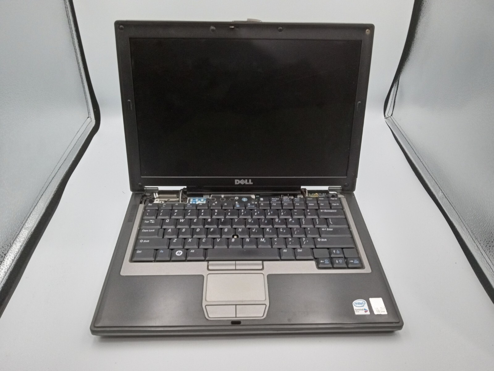 Dell Latitude D620 14″ Laptop Intel Core 2 Duo * LIQUID DAMAGE * READ -RR