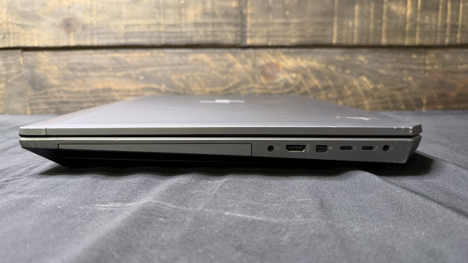 HP ZBook 17 G6 i7-9850H 2.6GHz 256GB SSD, 1TB HDD, 32GB RAM W10 NVIDIA RTX 4000