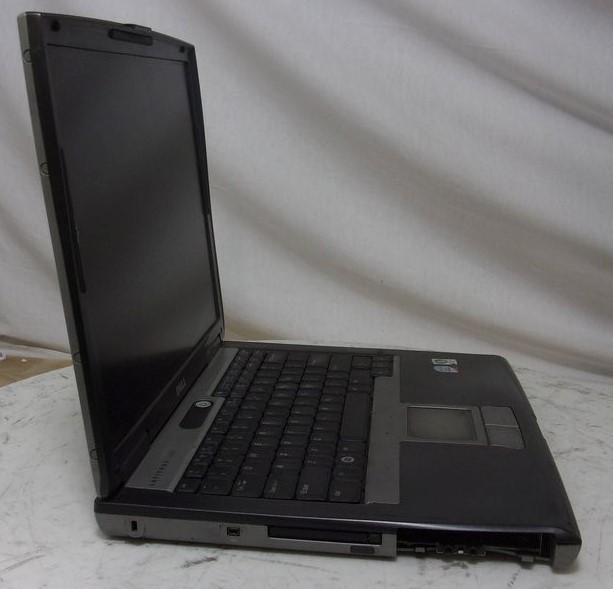 DELL LATITUDE D530 PP17L Laptop Intel CORE2 DUO T7250 2GB SEE NOTES