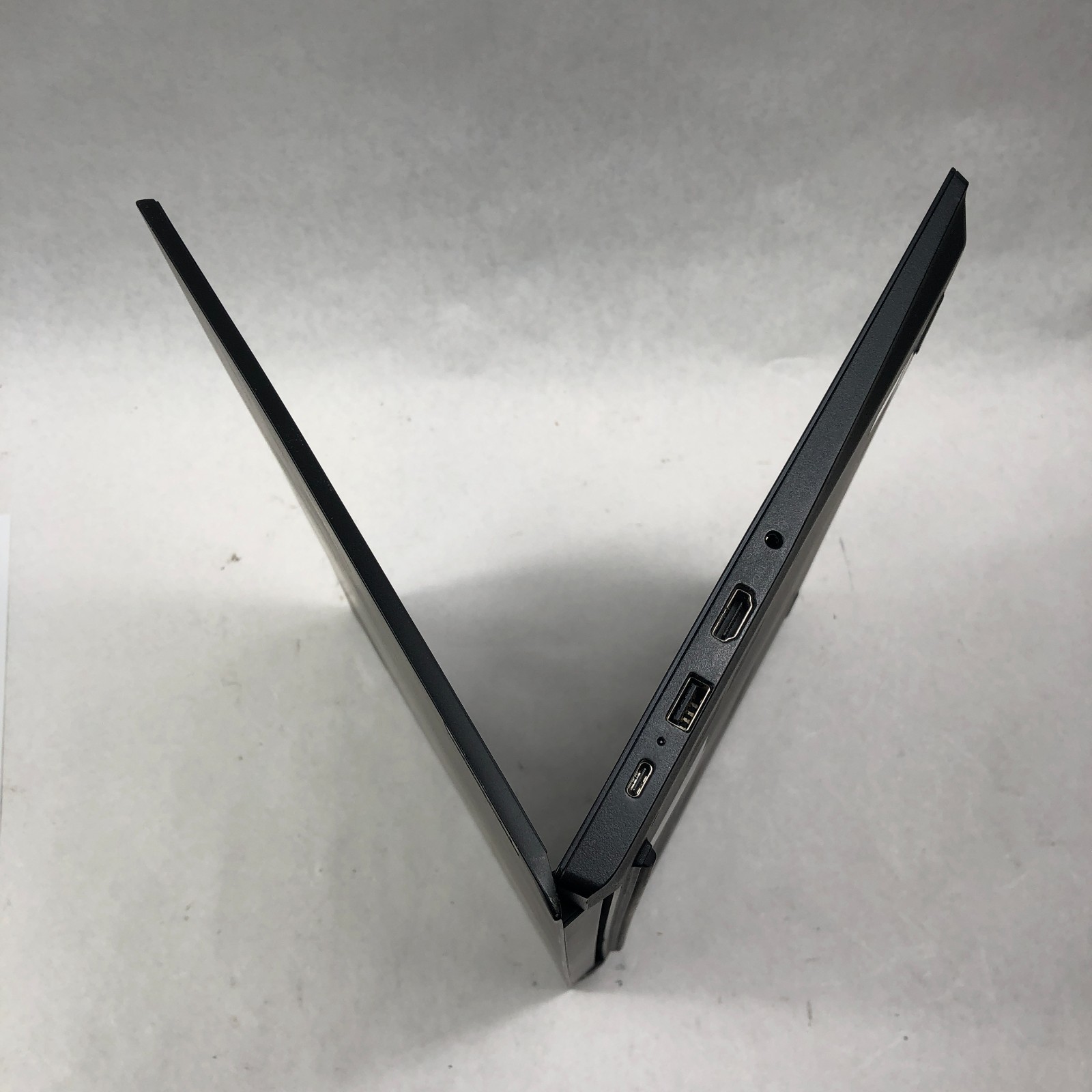 Lenovo ThinkPad E15 Laptop Ryzen 7 5700U 1.80GHZ 15.6″ FHD 8GB 256GB NVMe No OS