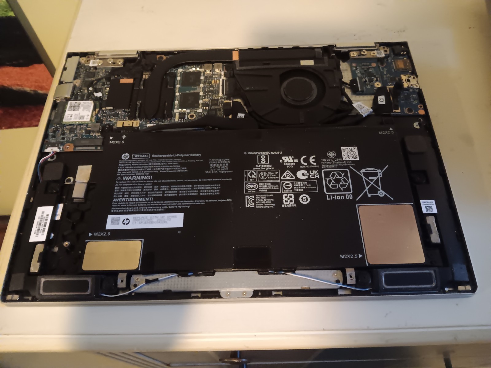 HP Envy X360 13-bf0001tu 12th Gen i5 No Power! For Parts See Pictures