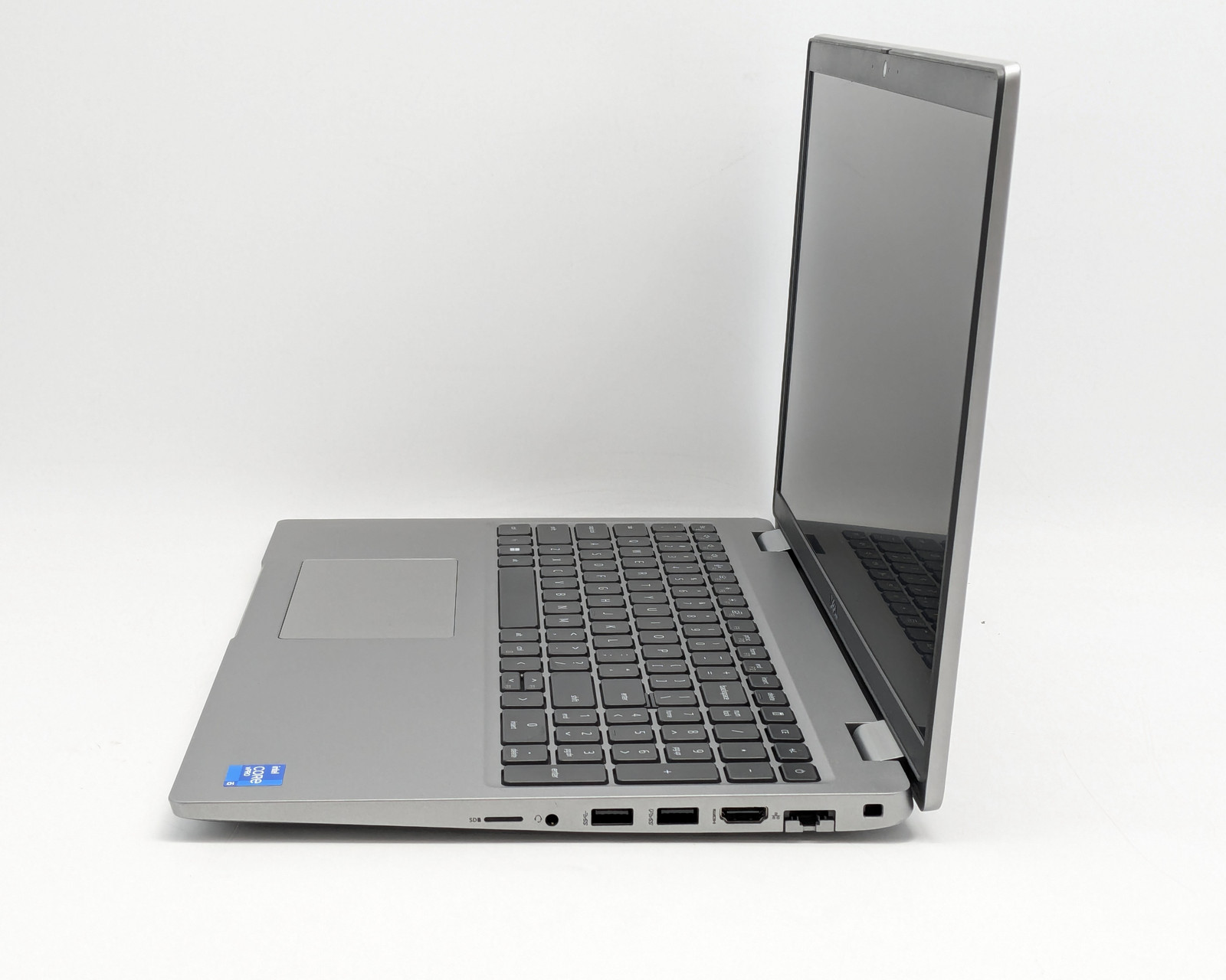Dell Latitude 5520 15.6″ i5-1145G7 16GB DDR4 256GB SSD Windows 11 Home