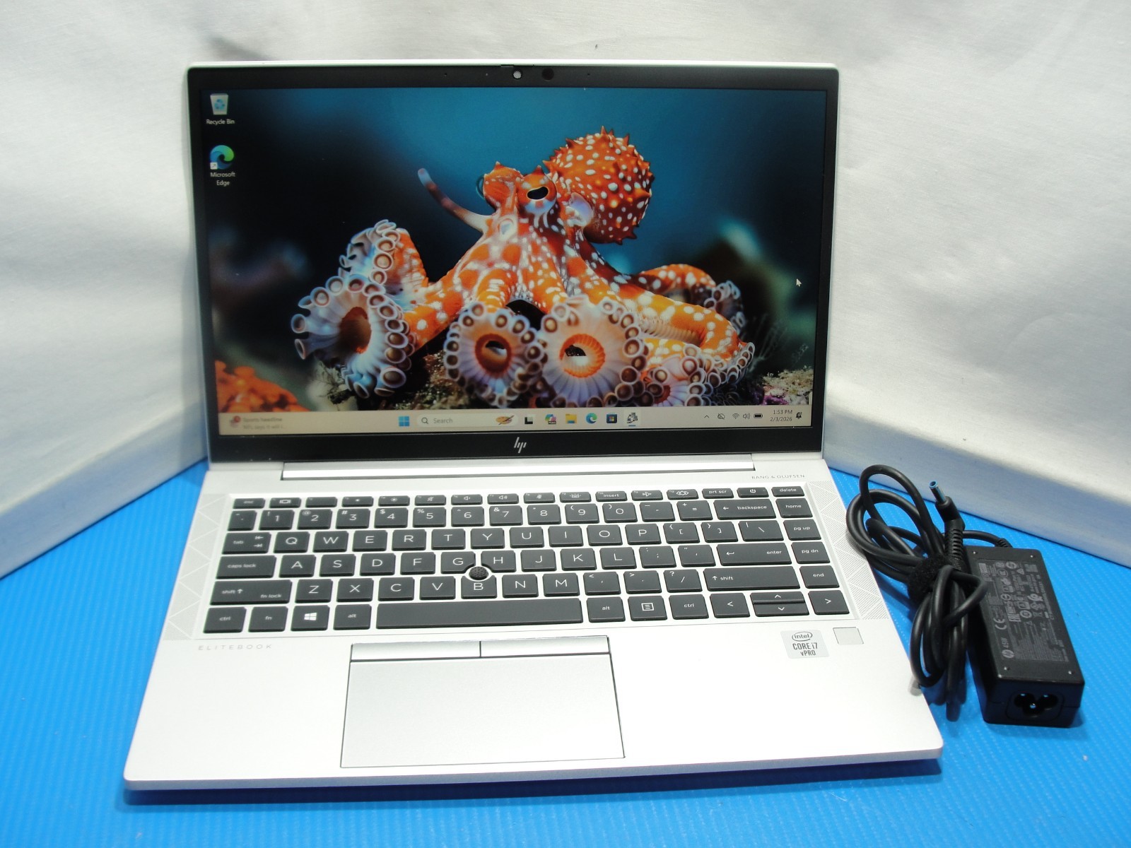HP EliteBook 840 G7 14”FHD Intel i7-10610U 1.8GHz 8GB RAM 256GB SSD+ Charger