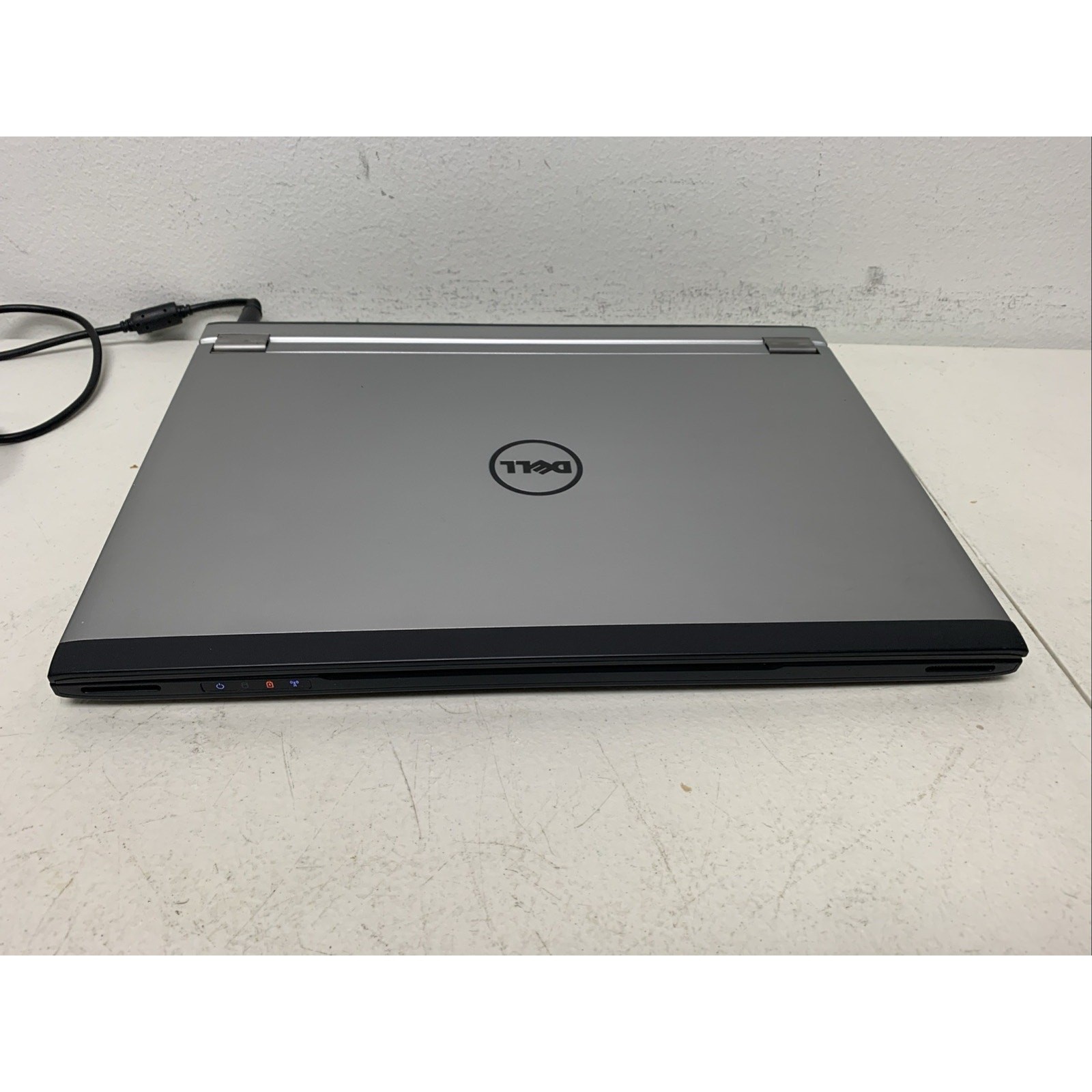 dell latitude 3330 Celeron (R) 1017U 4GB RAM 320 GB HHD WIND 10 Pro Need Battery